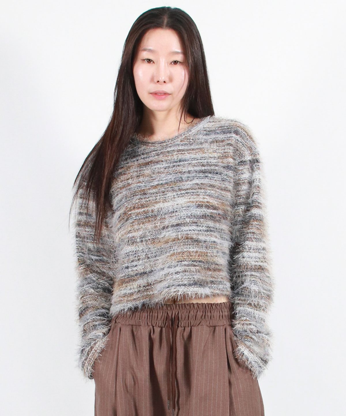 드마크(DEMARC) RAINBOW STRIPE CROP LONG SLEEVE KNIT -  Beige