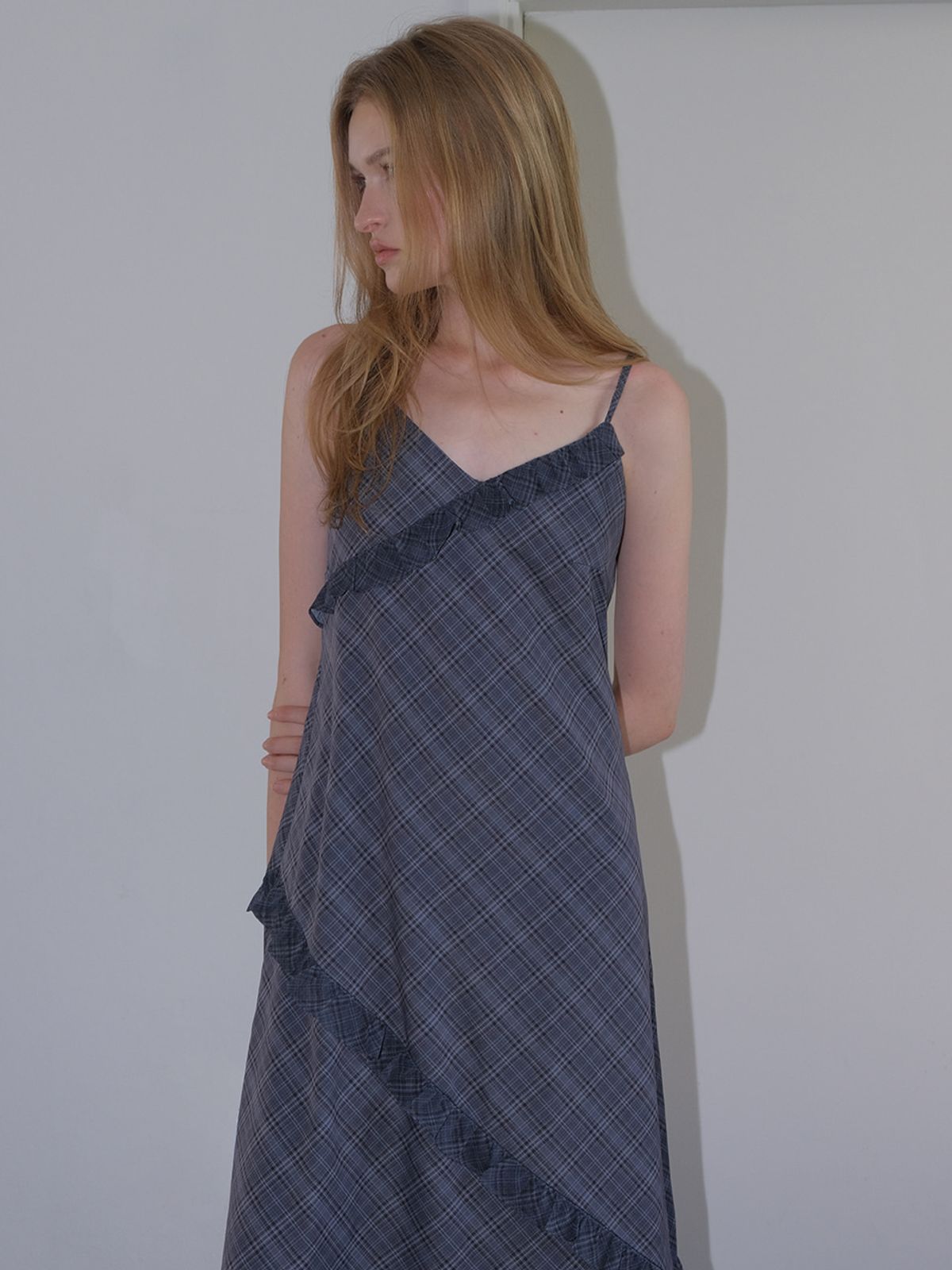 에트몽(ETMON) Slip Check Frill Dress, Black