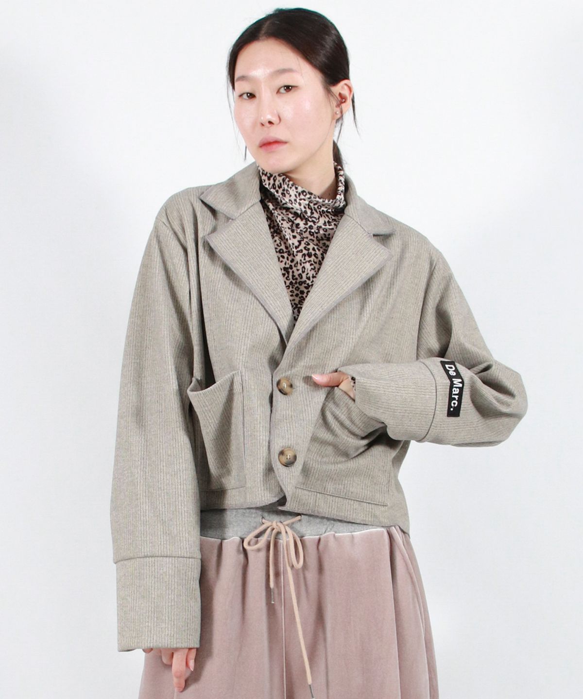 드마크(DEMARC) TAILORED MEDIUM CROP JACKET -  Gray