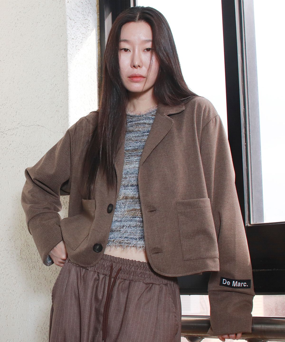 드마크(DEMARC) TAILORED MEDIUM CROP JACKET -  Brown