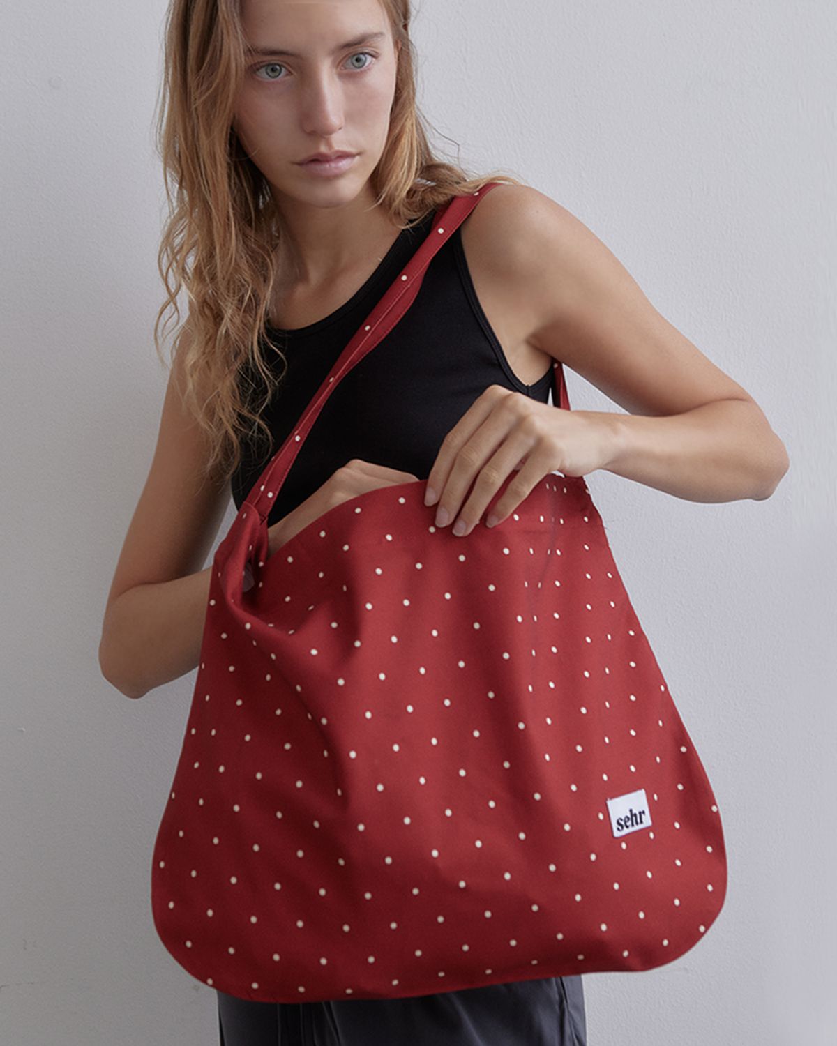 세르(SEHR) New Dot Easy Bag (Red)