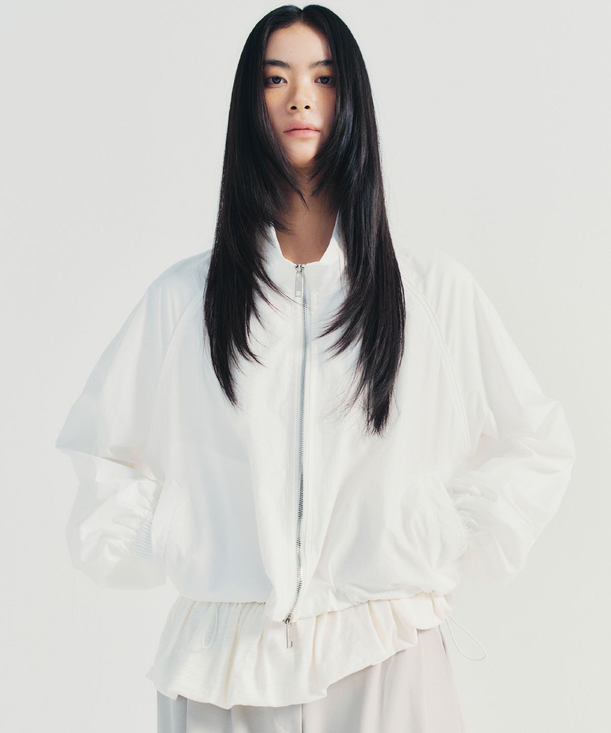 닉앤니콜(NICK&NICOLE) ROSE NICOLE GROOVY CROP JUMPER_WHITE