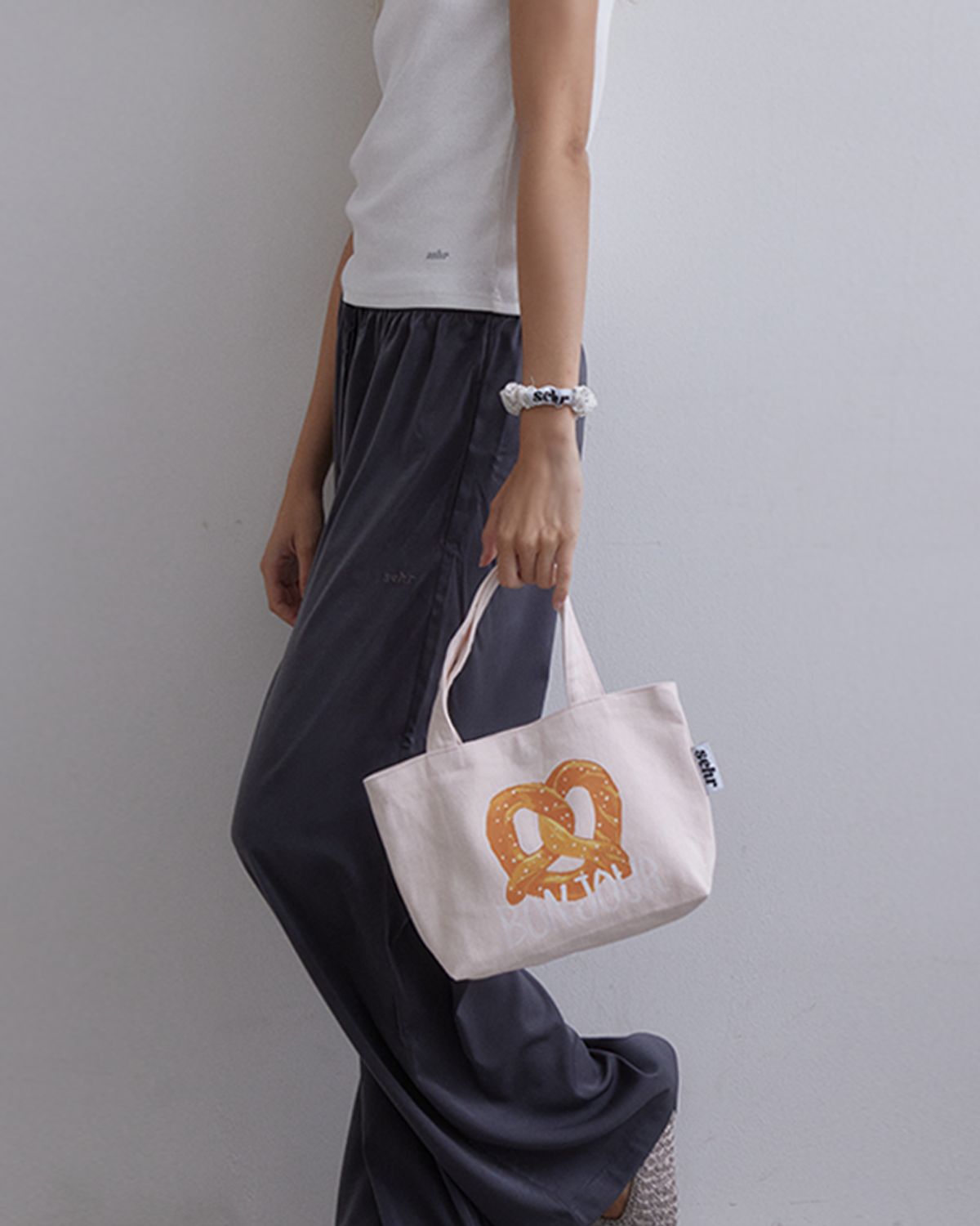 세르(SEHR) Pretzel Cotton Boat Bag (Light Pink)