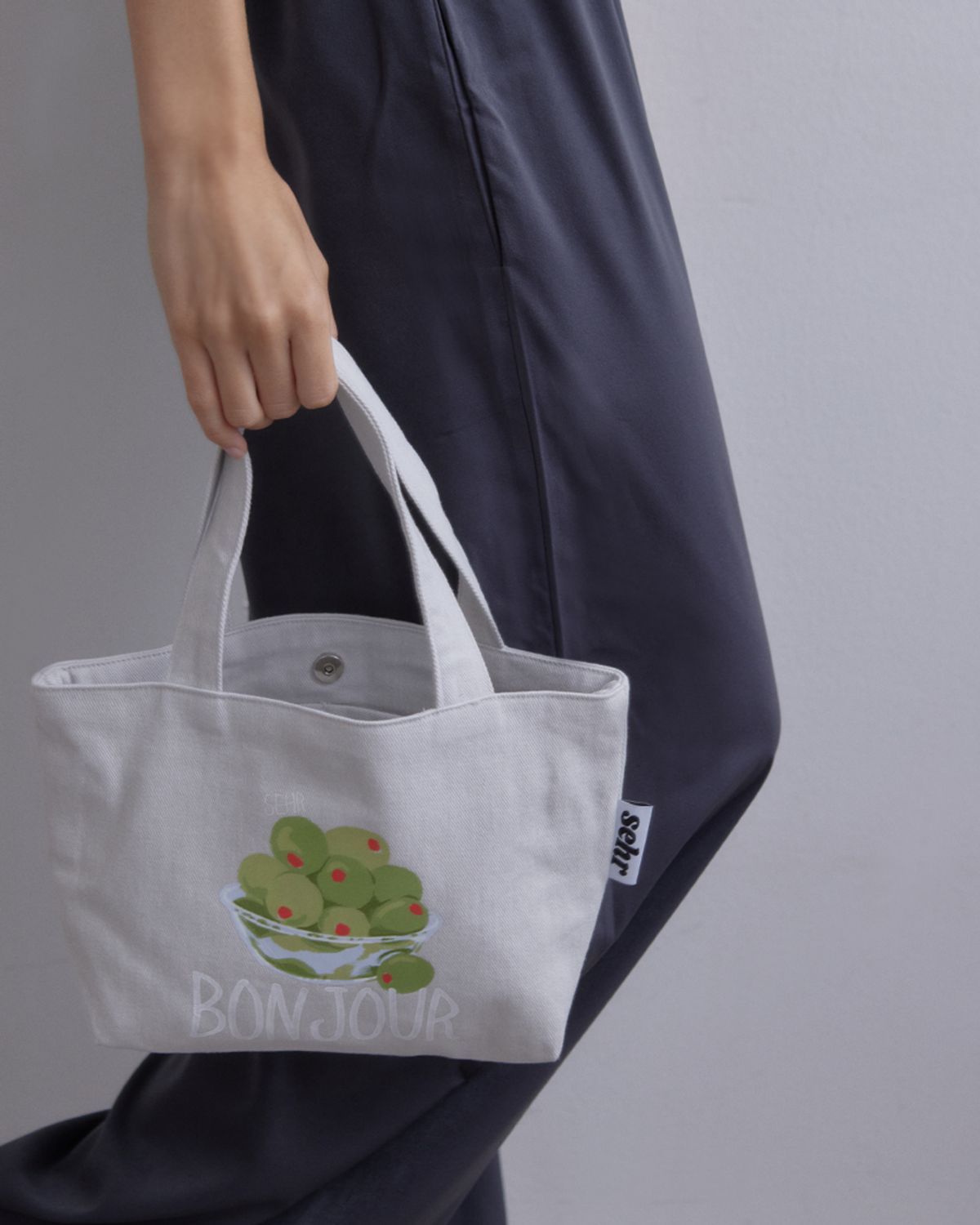 세르(SEHR) Olive Cotton Boat Bag (Light Grey)