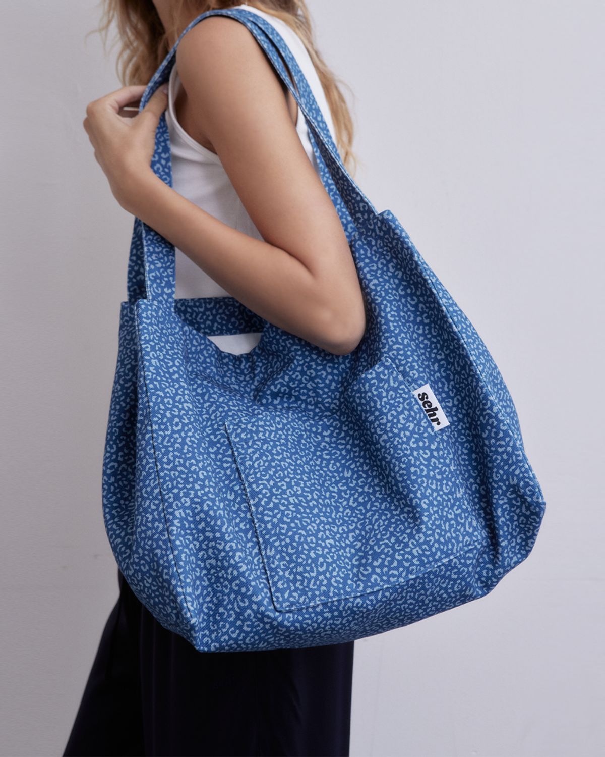 세르(SEHR) Leopard Twill Cotton Big Bag V2 (Blue)