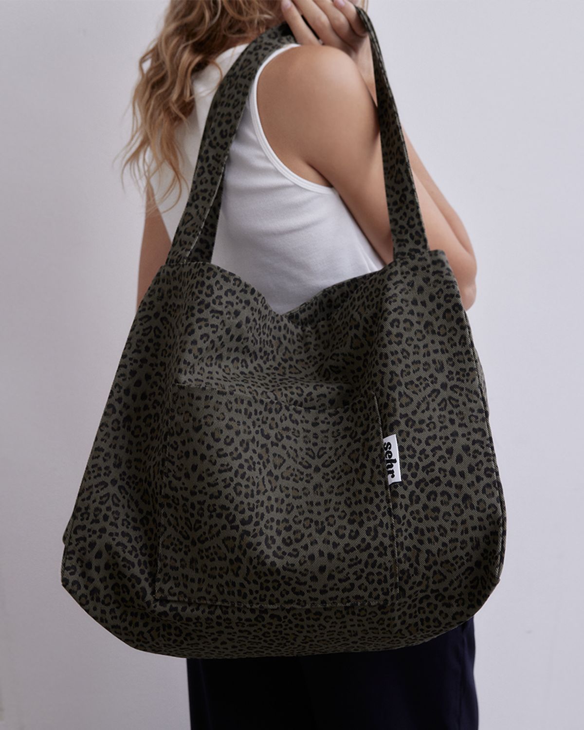 세르(SEHR) Leopard Twill Cotton Big Bag V2 (Khaki)