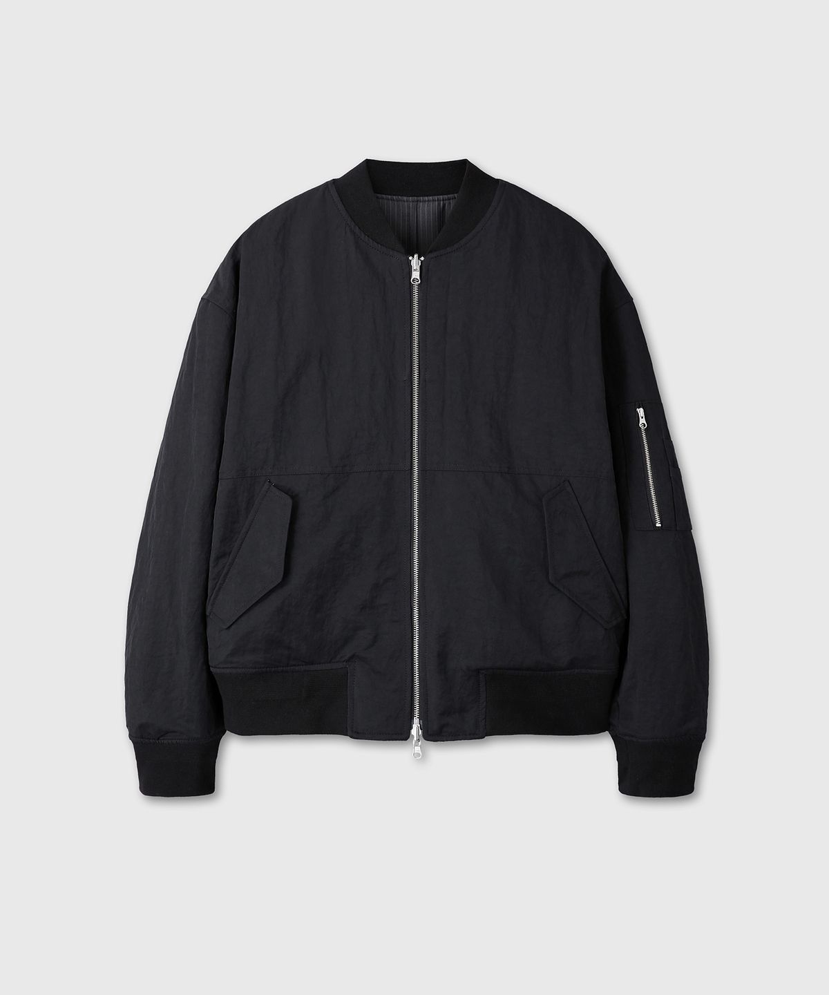 다이브인(DIVEIN) REVERSIBLE MA-1 JACKET (BLACK)