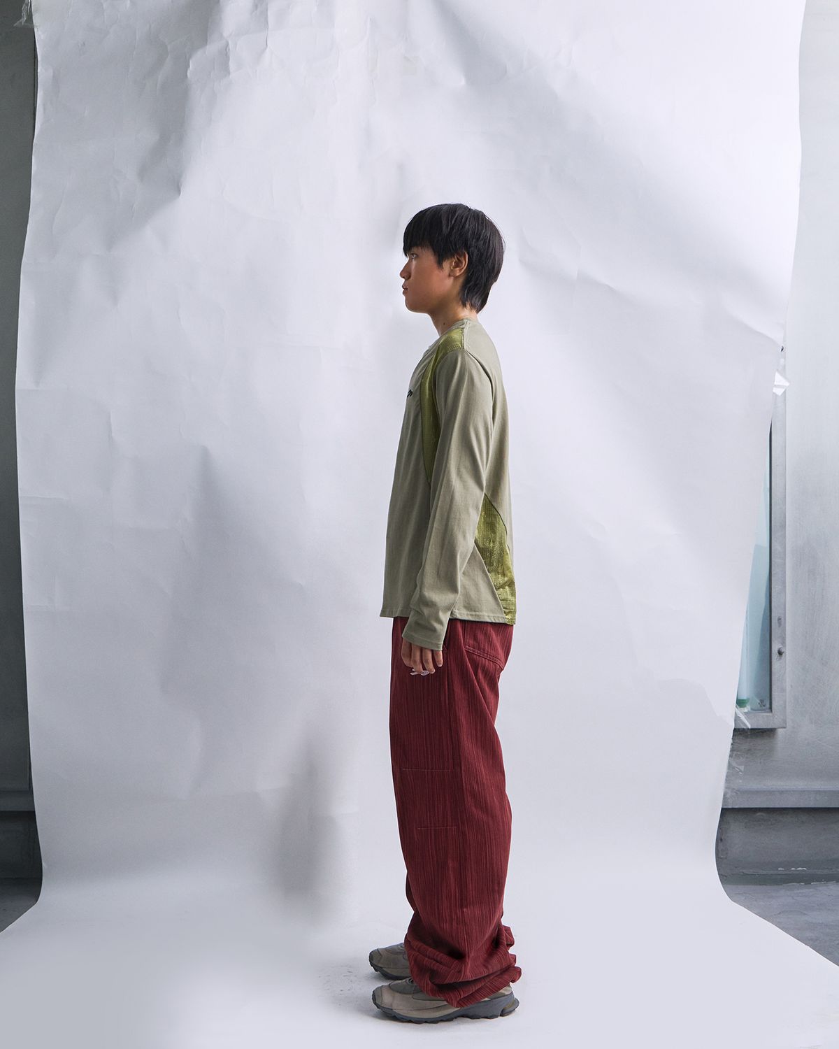탄산마그네슘(TANSANMAGNESIUM) 절개 롱슬리브 (카키)