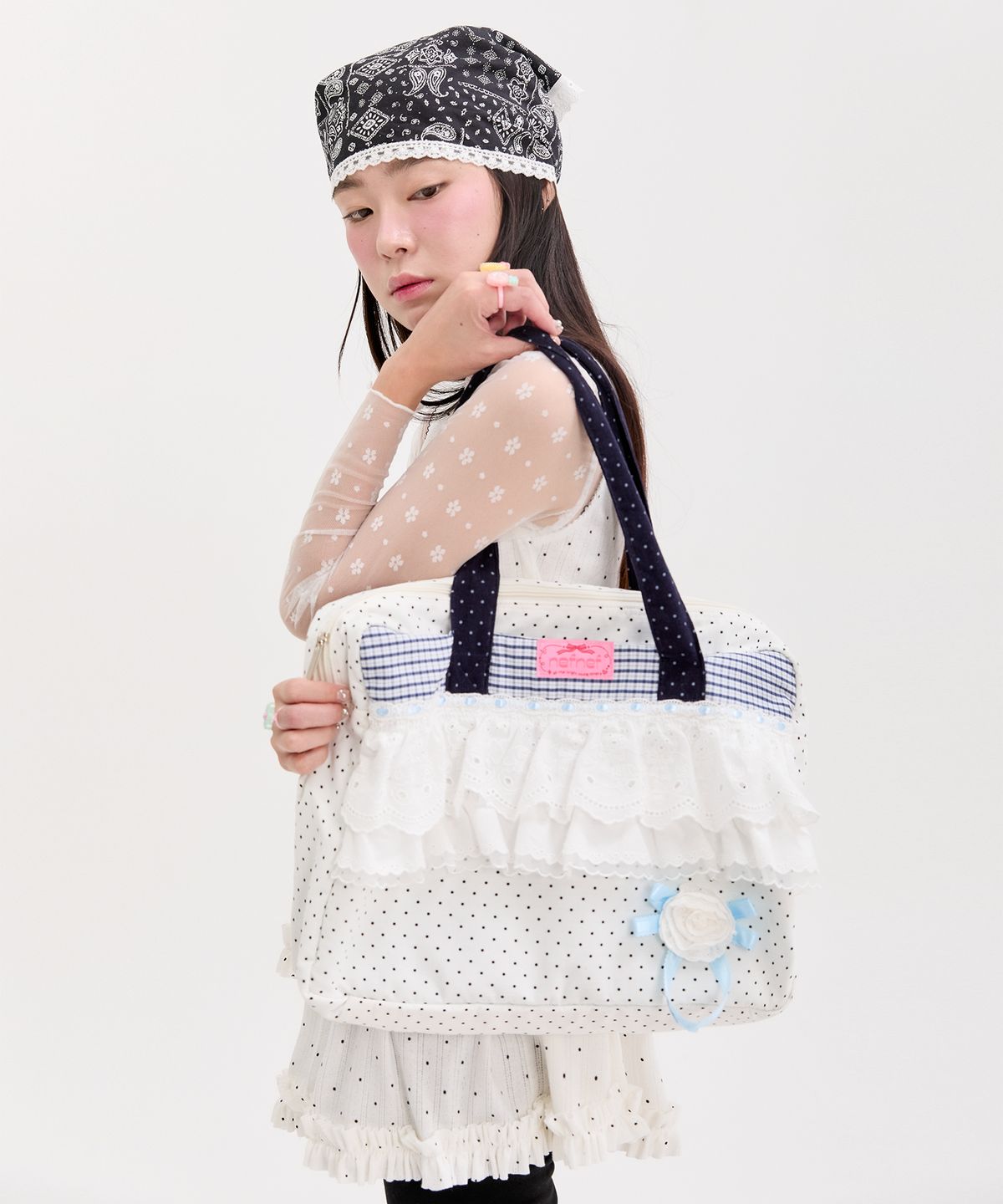 네프네프(NEFNEF) dot lace shoulder bag