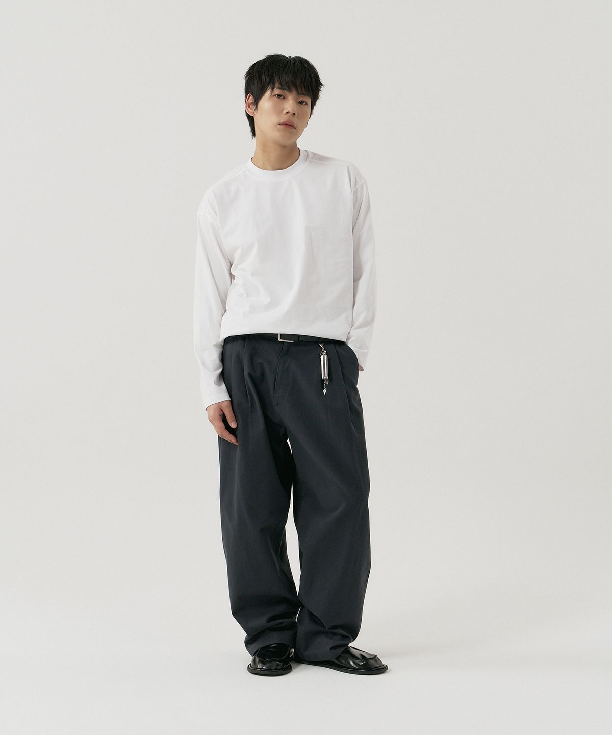 그노크(GNOK) 데일리 긴팔 티셔츠[화이트]