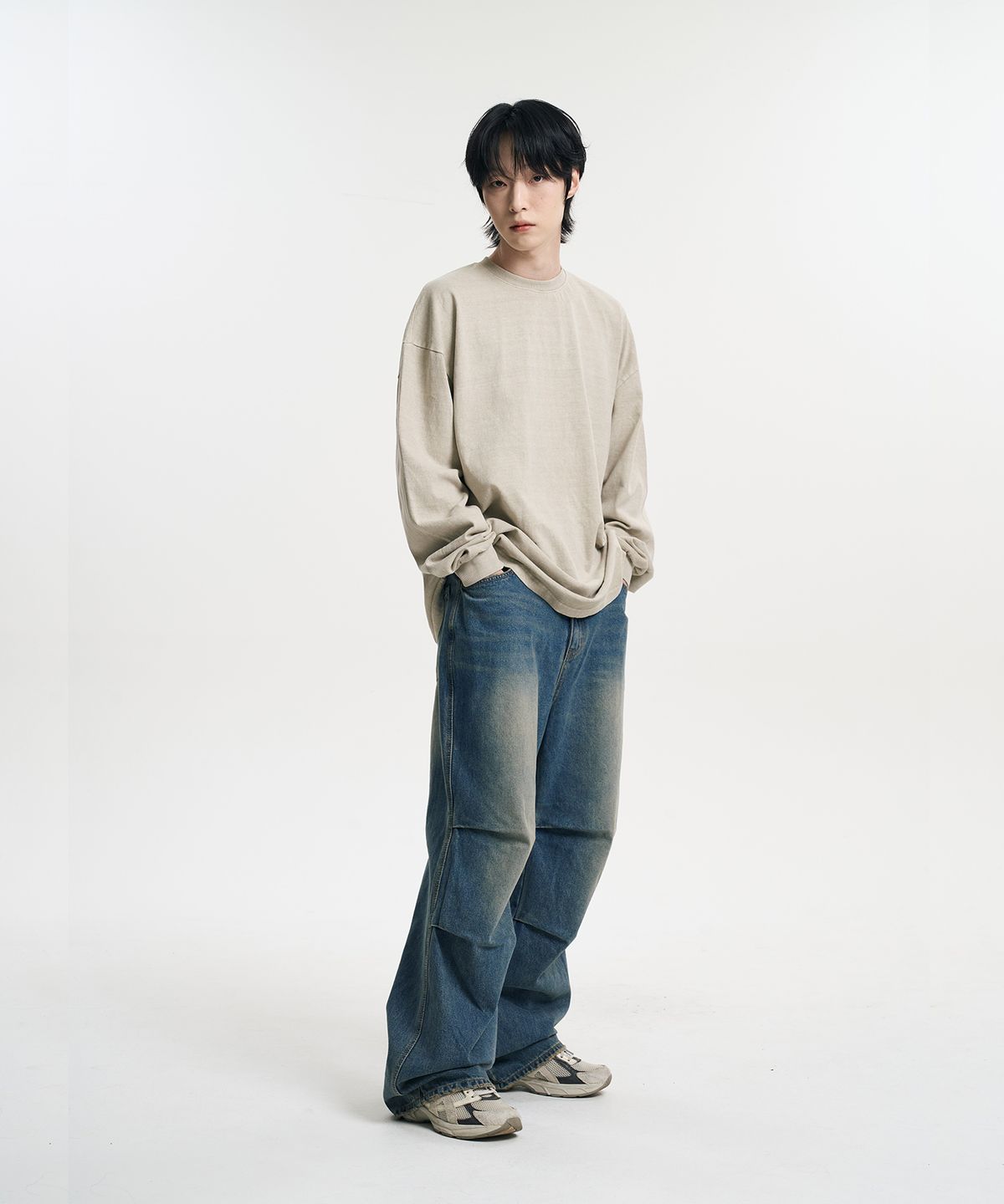 무븐(MOOVN) 빈티지 와이드 파라슈트 데님 팬츠 샌드 블루