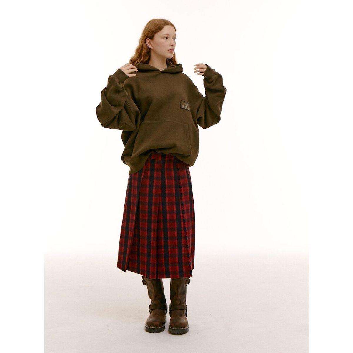 샌드 사운드(SAND SOUND) (UNISEX) 아플리케 그래픽 후디  카키