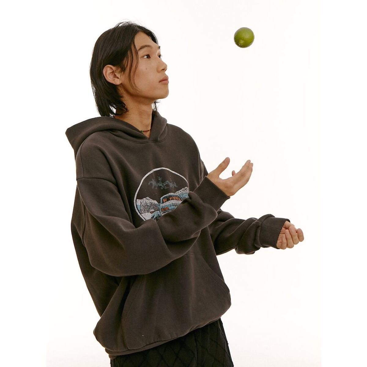 샌드 사운드(SAND SOUND) (UNISEX) 센터 그래픽 후디  애쉬