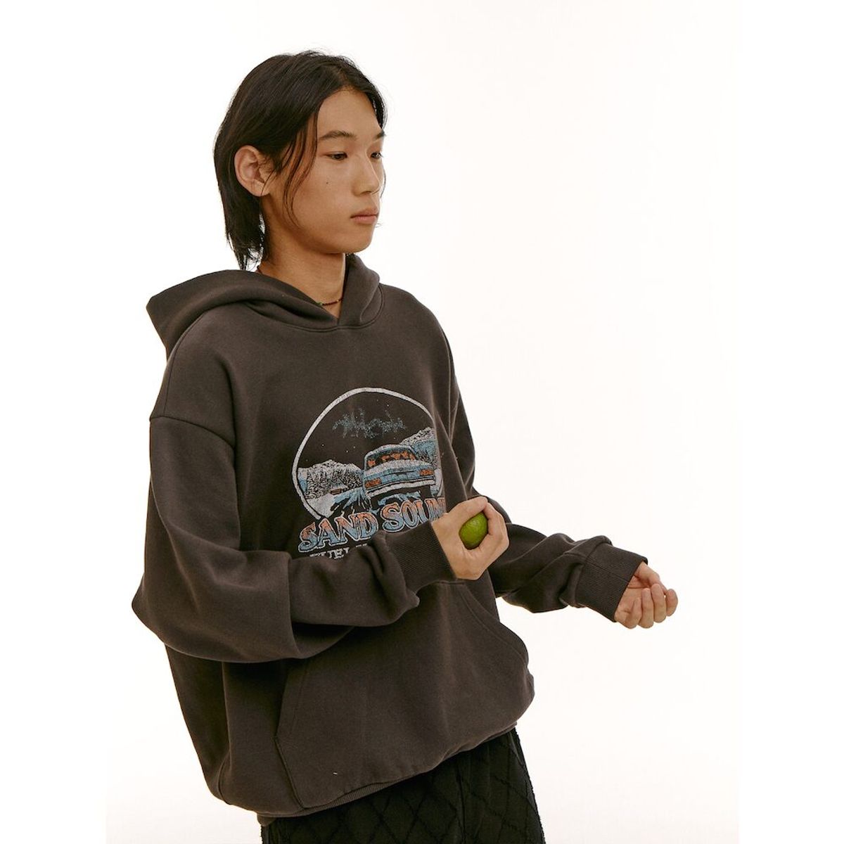 샌드 사운드(SAND SOUND) (UNISEX) 센터 그래픽 후디  애쉬