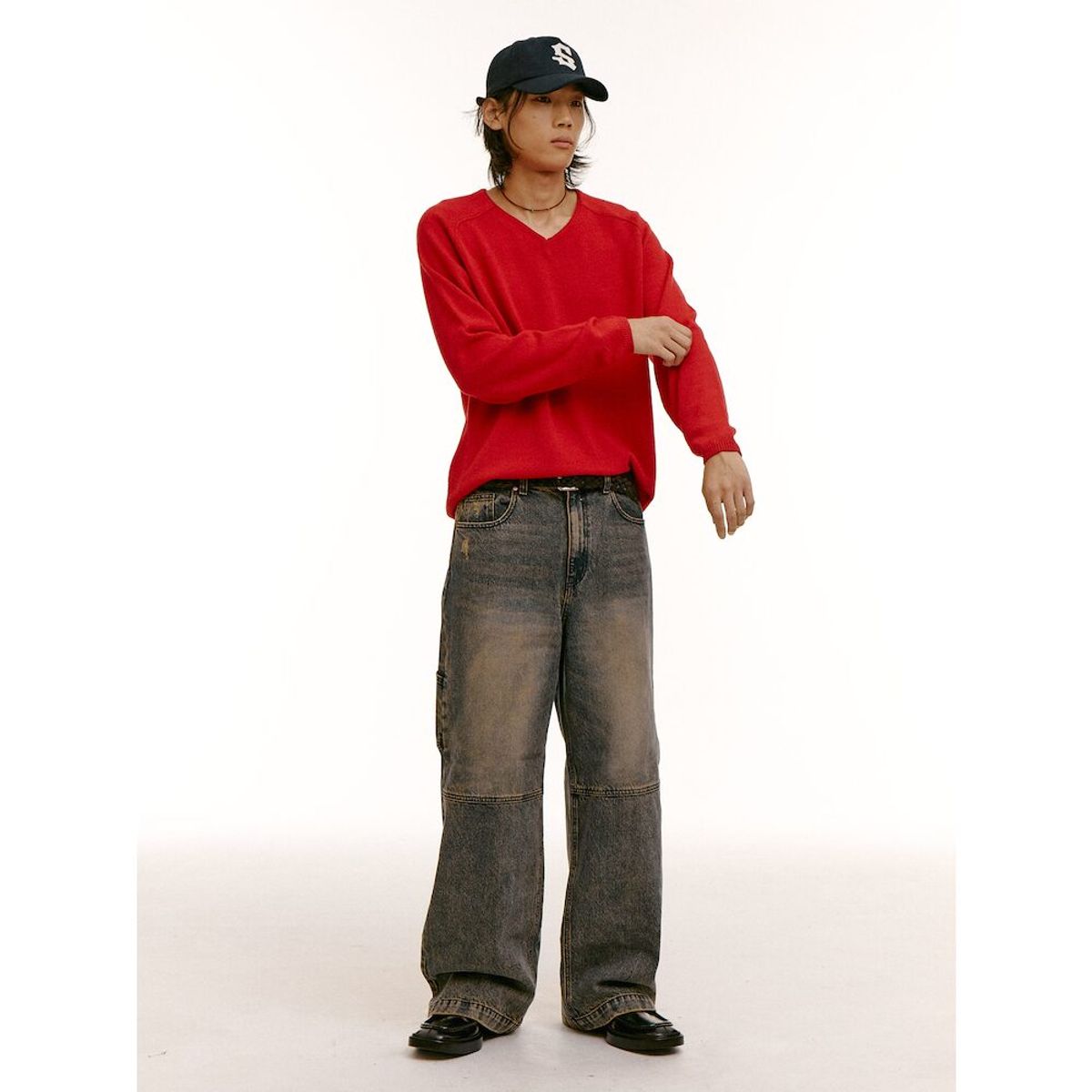 샌드 사운드(SAND SOUND) (UNISEX) 울 블렌드 브이넥 스웨터  레드