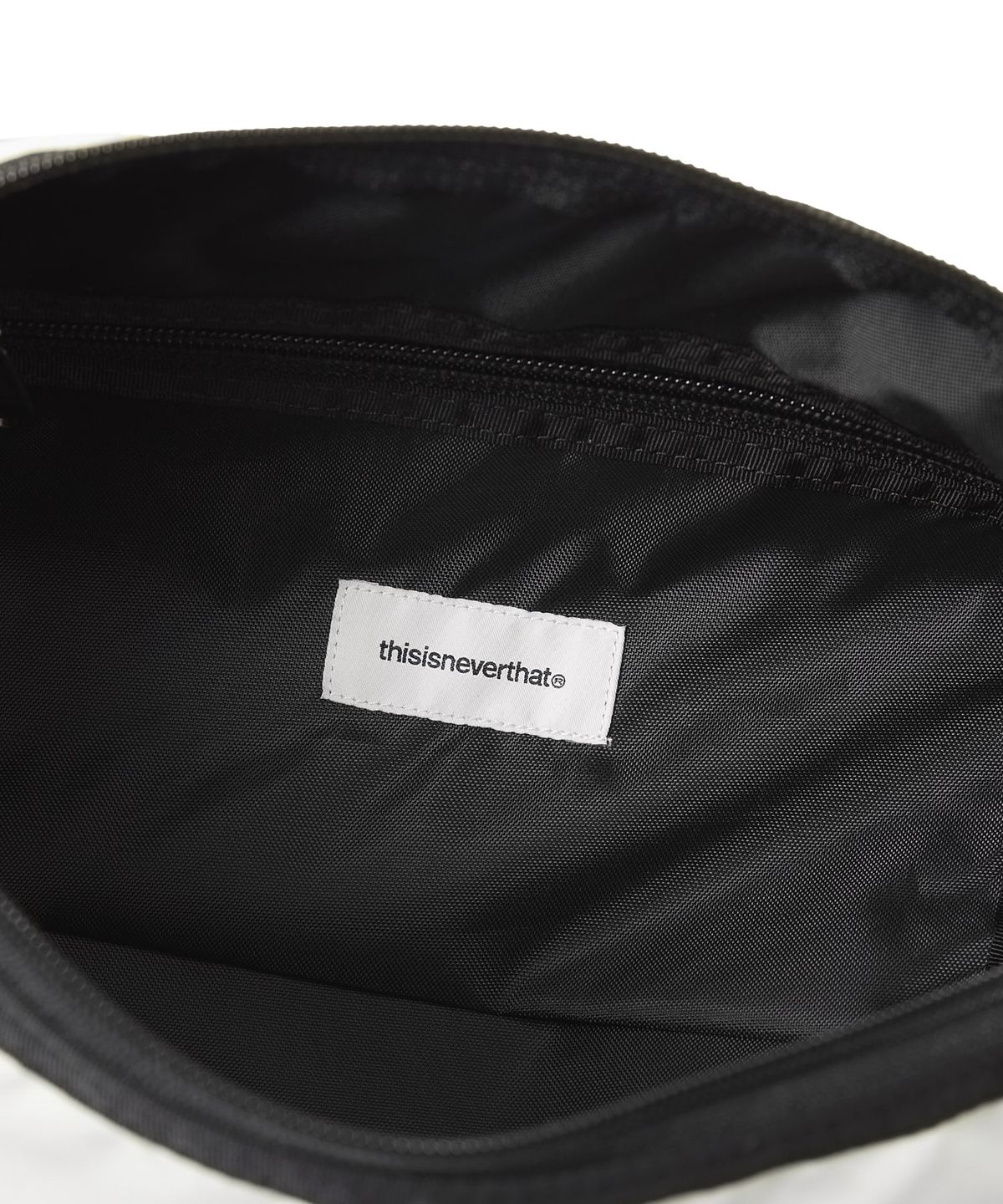 디스이즈네버댓(THISISNEVERTHAT) Light Duffle Bag (S) White