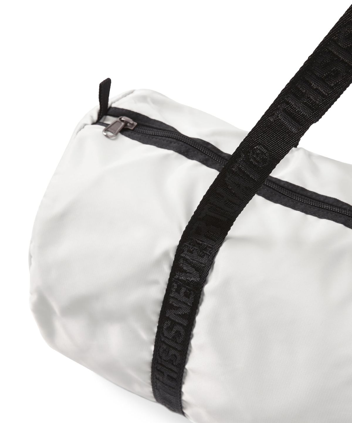 디스이즈네버댓(THISISNEVERTHAT) Light Duffle Bag (M) White
