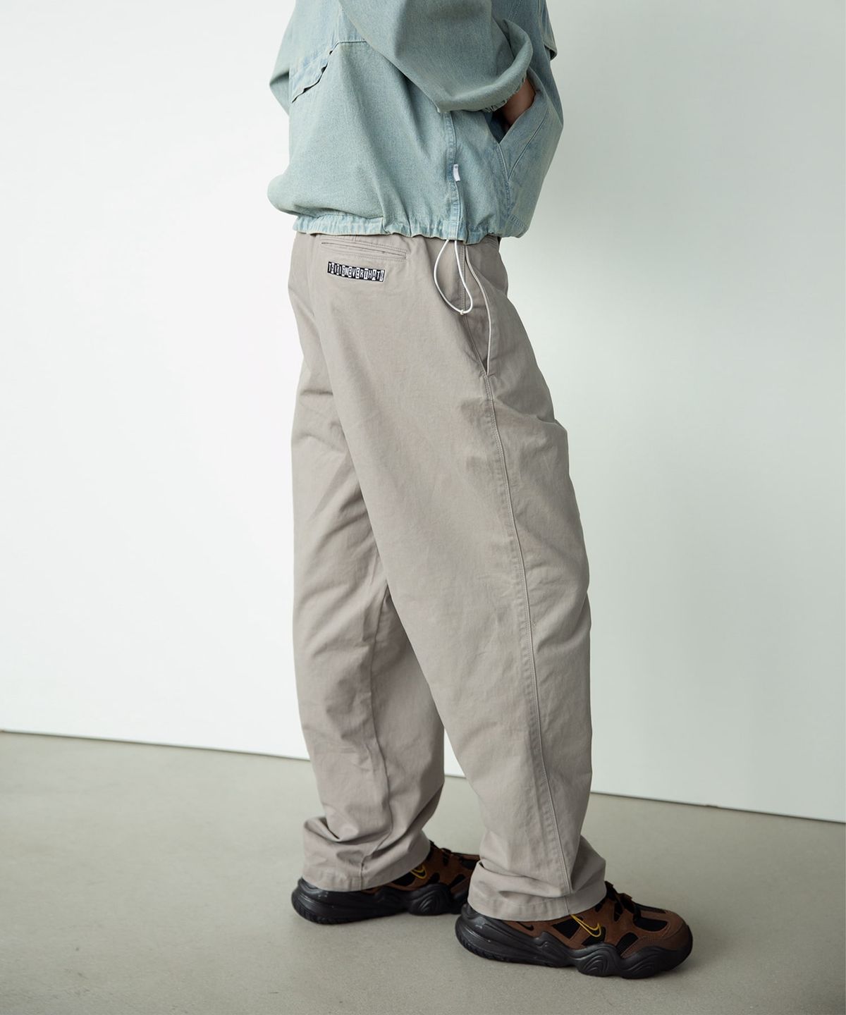 디스이즈네버댓(THISISNEVERTHAT) (FW25) Chino Pant Khaki