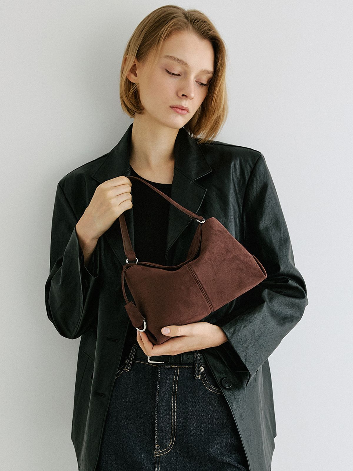 모어모르(MOREMORR) MOVO BAG _ 스웨이드 브라운 미니백 3way