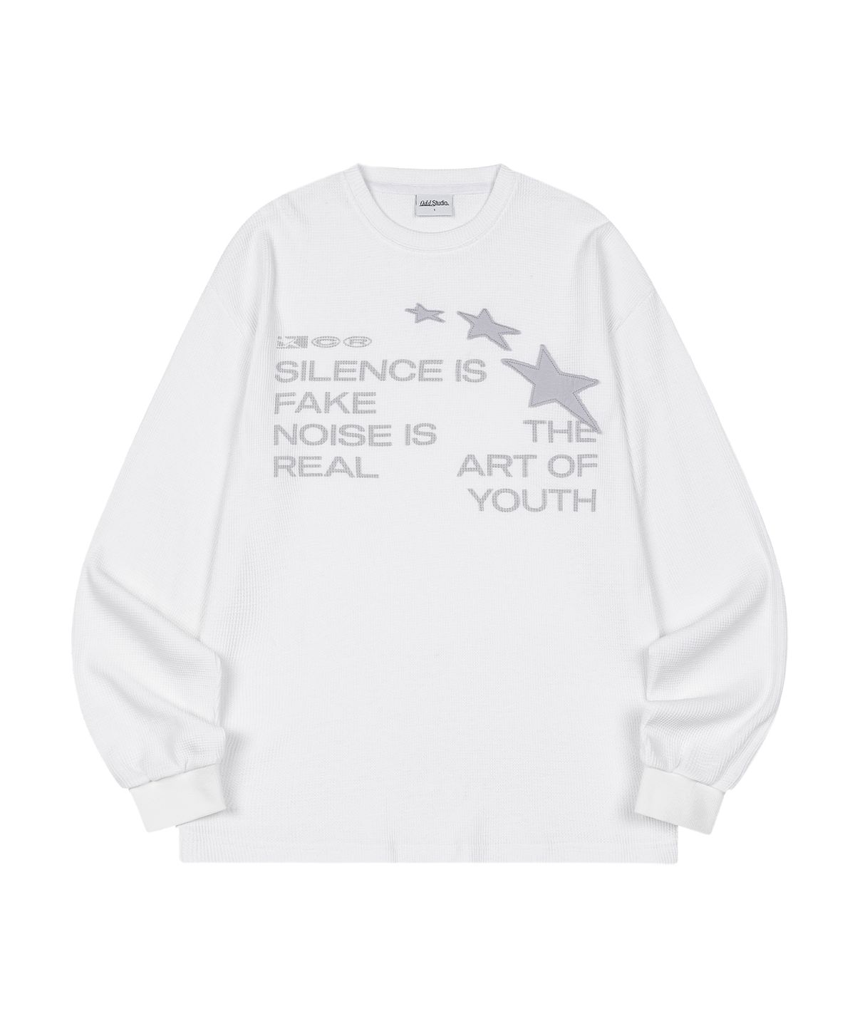 오드스튜디오(ODDSTUDIO) 스타 아플리케 와플 롱 슬리브 - OFF WHITE
