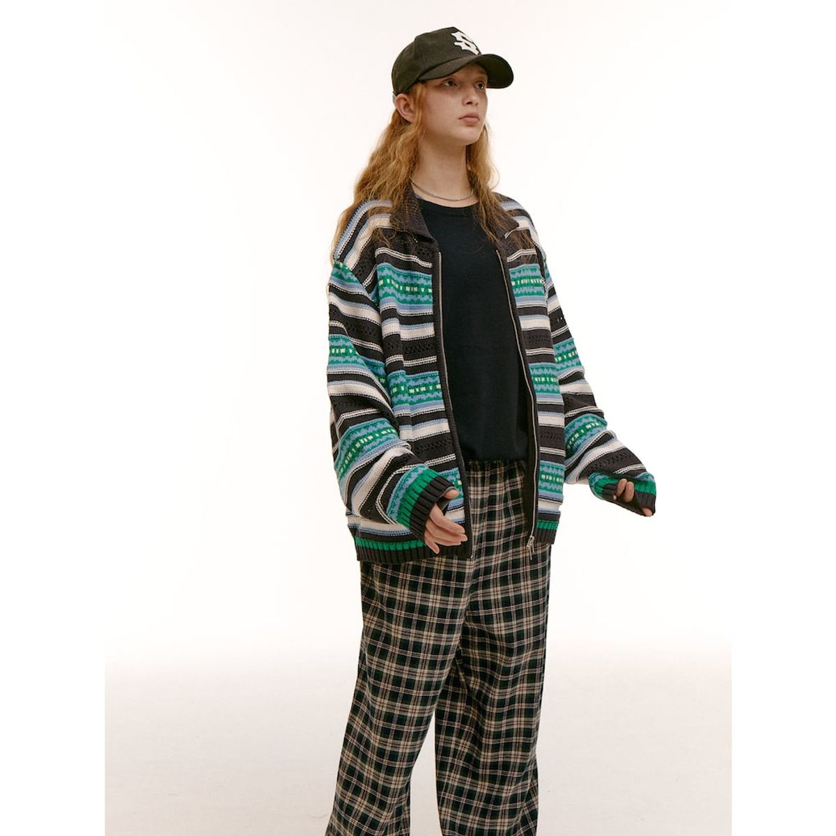 샌드 사운드(SAND SOUND) (UNISEX) 조직 스트라이프 니트 카디건  네이비