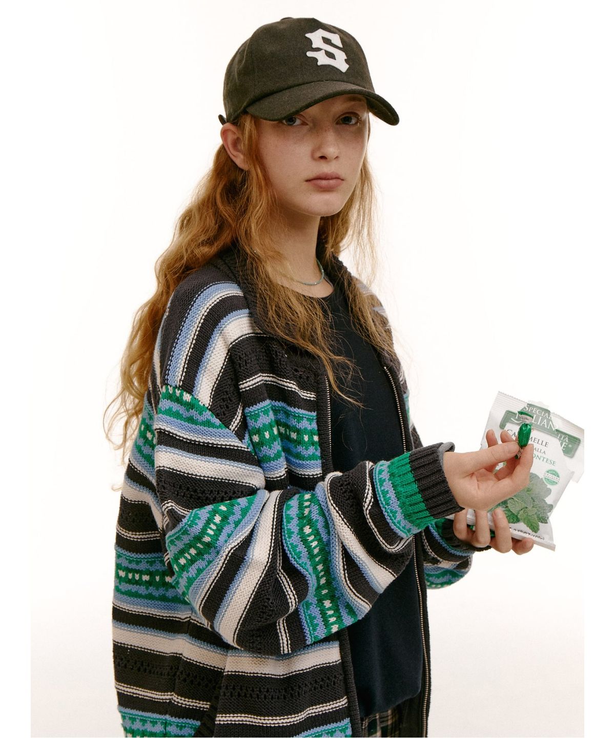 샌드 사운드(SAND SOUND) (UNISEX) 조직 스트라이프 니트 카디건  네이비