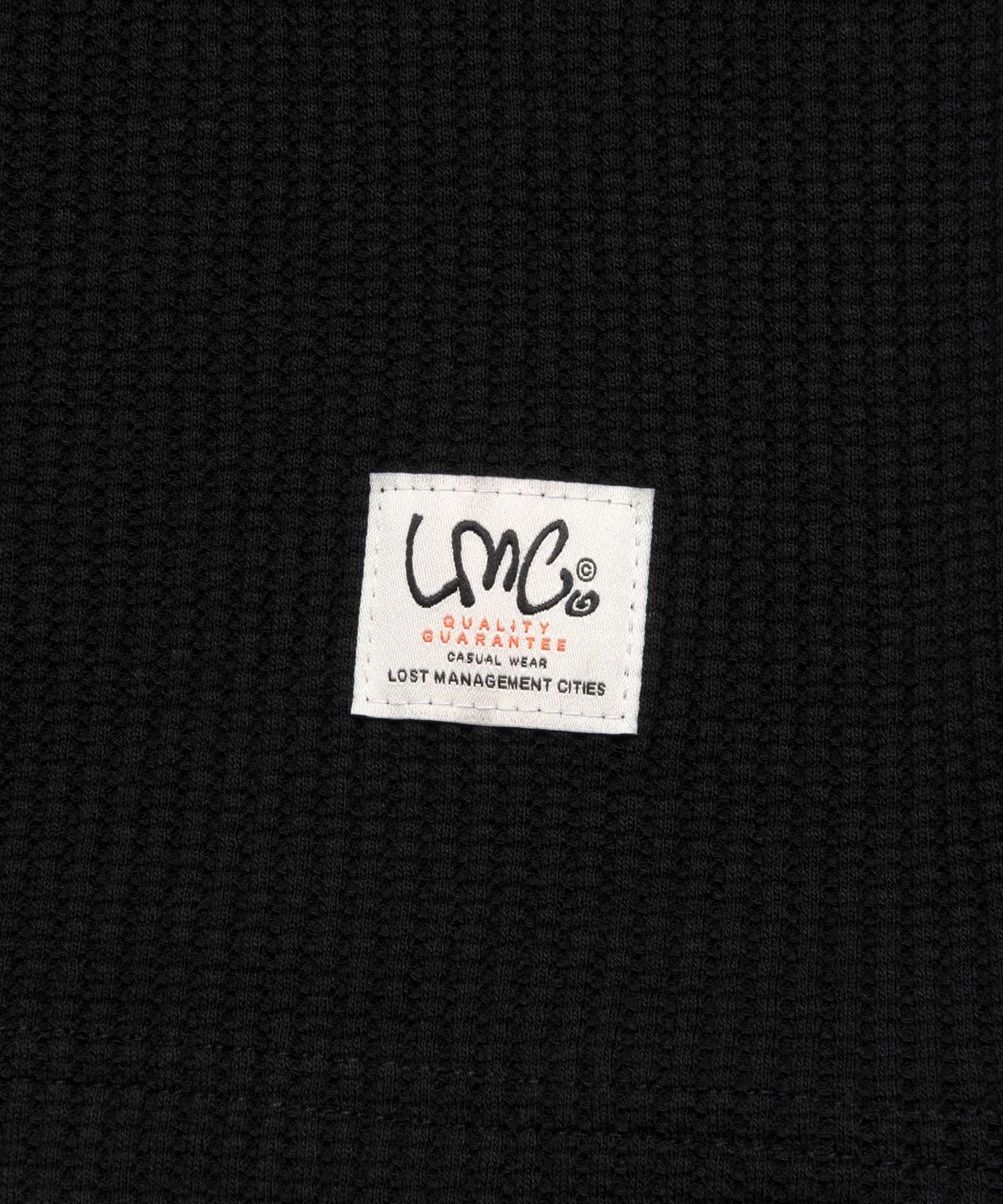 엘엠씨(LMC) HENLEY NECK WAFFLE LONG SLV TEE black