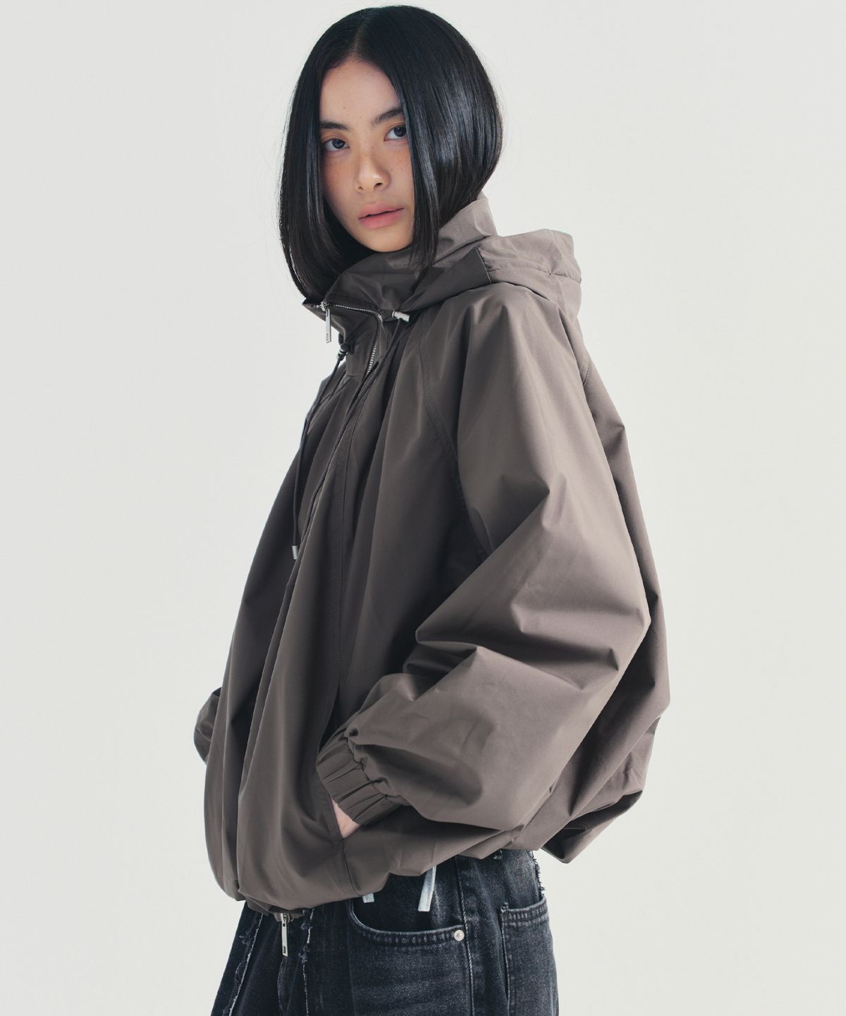 닉앤니콜(NICK&NICOLE) BALLOON SHIRRING HOOD JACKET_CHARCOAL