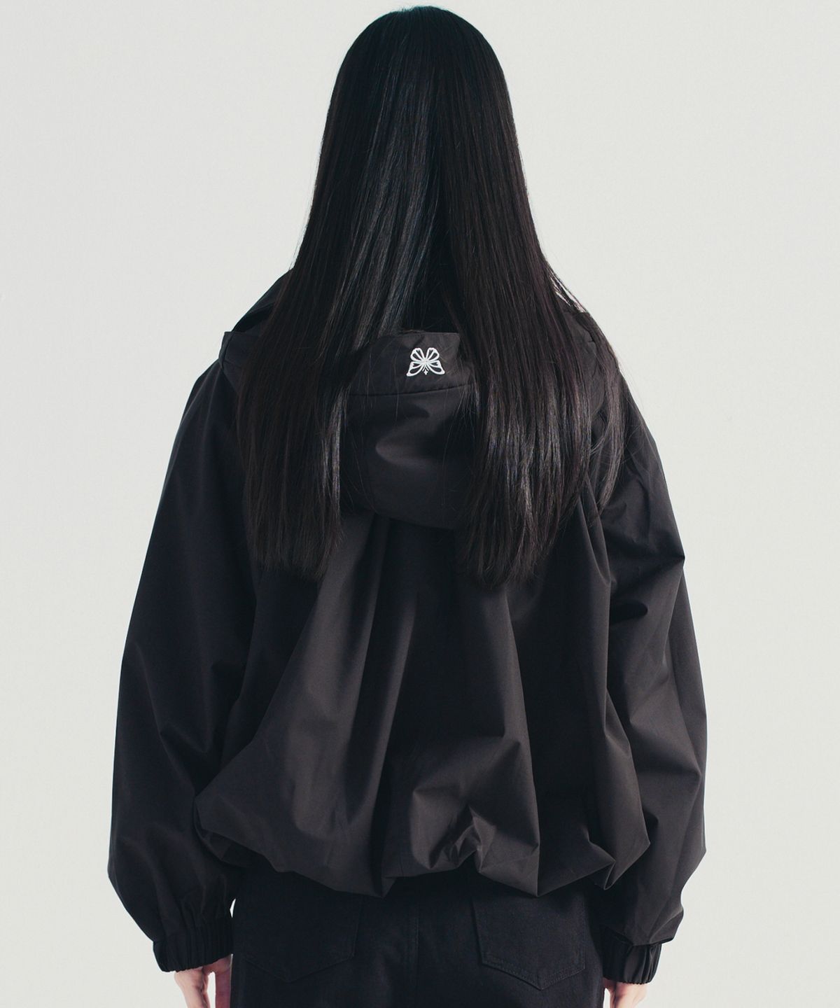 닉앤니콜(NICK&NICOLE) BALLOON SHIRRING HOOD JACKET_BLACK