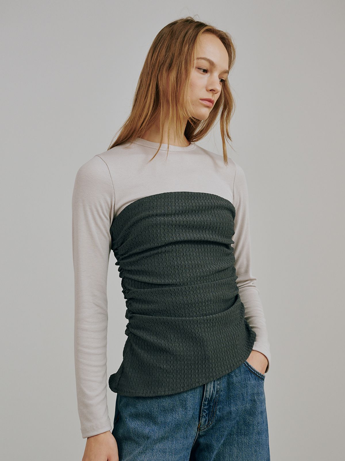 누브(NOUVE) 뷔스티에 탑 +롱슬리브 셋트 - 그레이 / Bustier Top + Long Sleeve Set - Gray