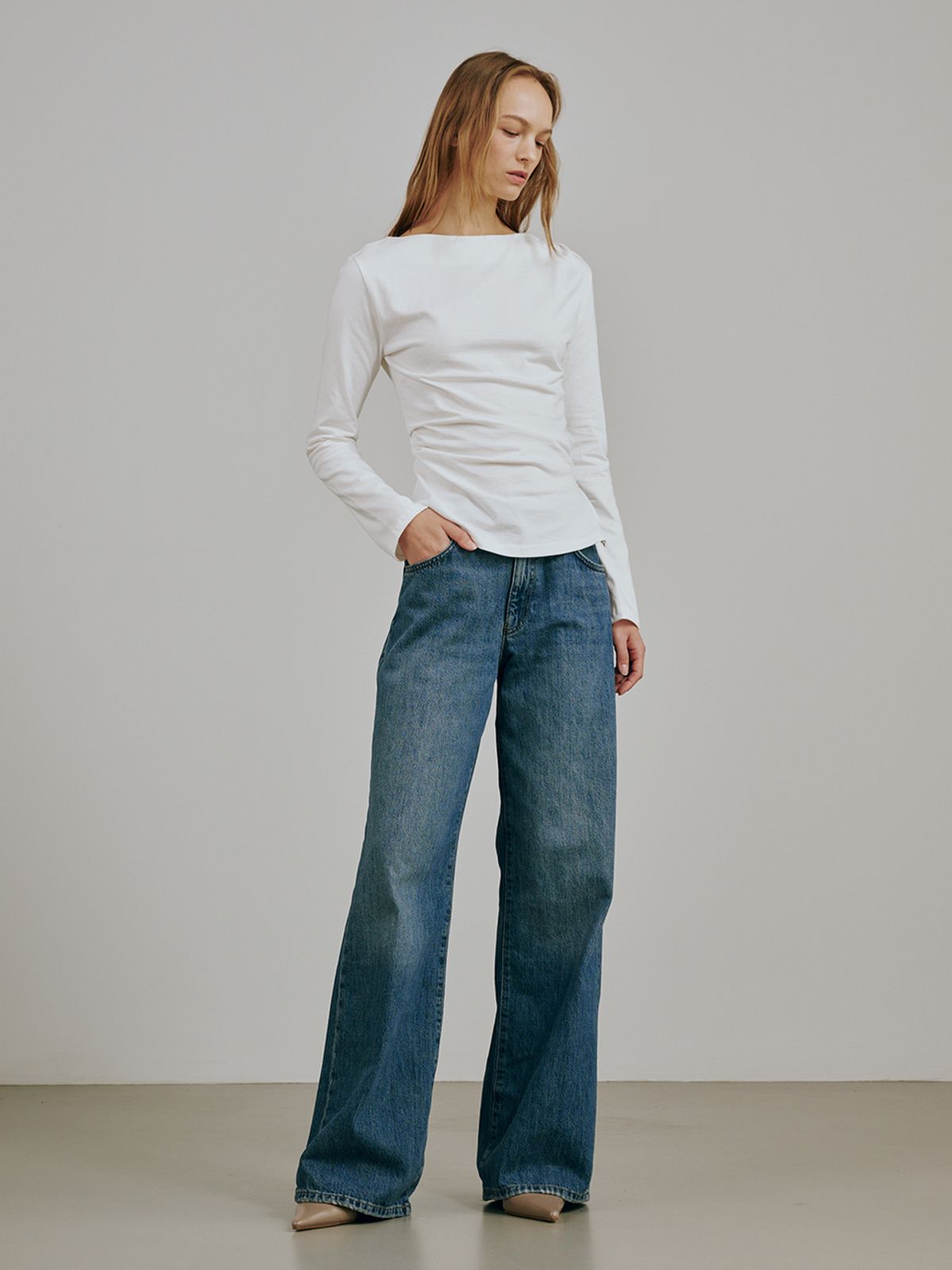 누브(NOUVE) 보트넥 드레이프 티셔츠 - 화이트 / Boatneck Drape T-shirts - White
