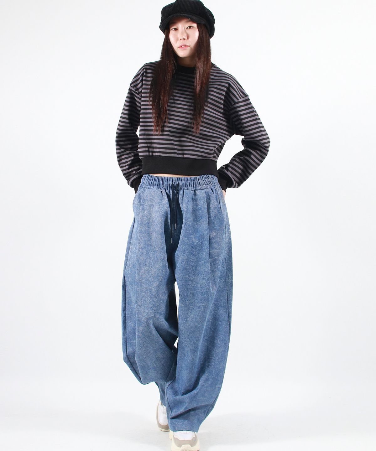 드마크(DEMARC) STONE WASHED CHICANO WIDE ONE-TUCK PANTS - Blue