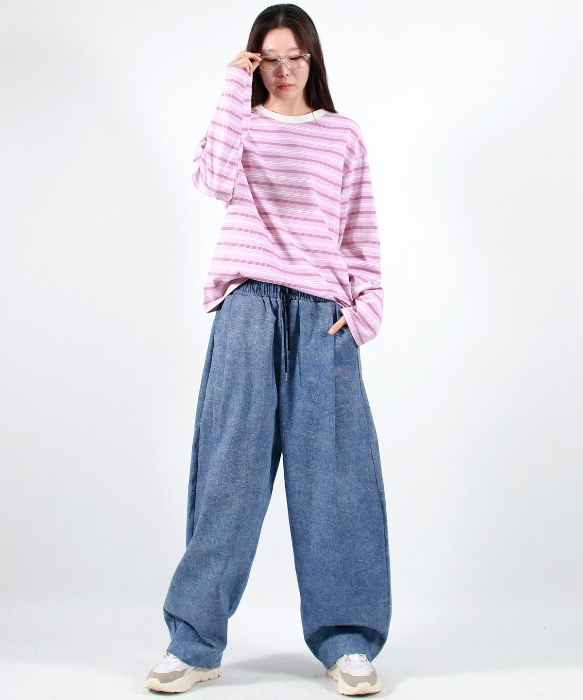 드마크(DEMARC) STONE WASHED CHICANO WIDE ONE-TUCK PANTS - Blue