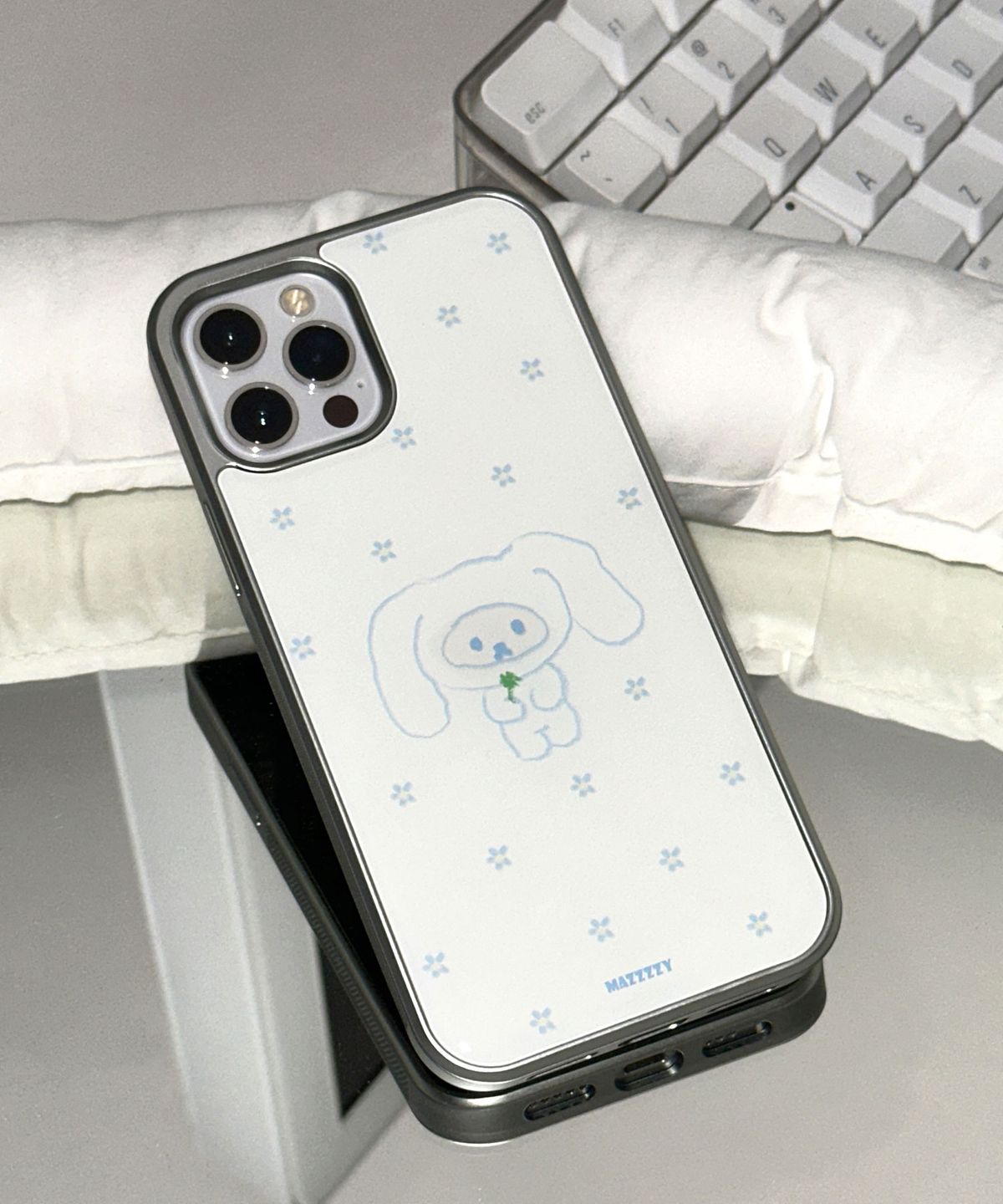 마찌(MAZZZZY) [Silver Epoxy]Bunny = Muffin case