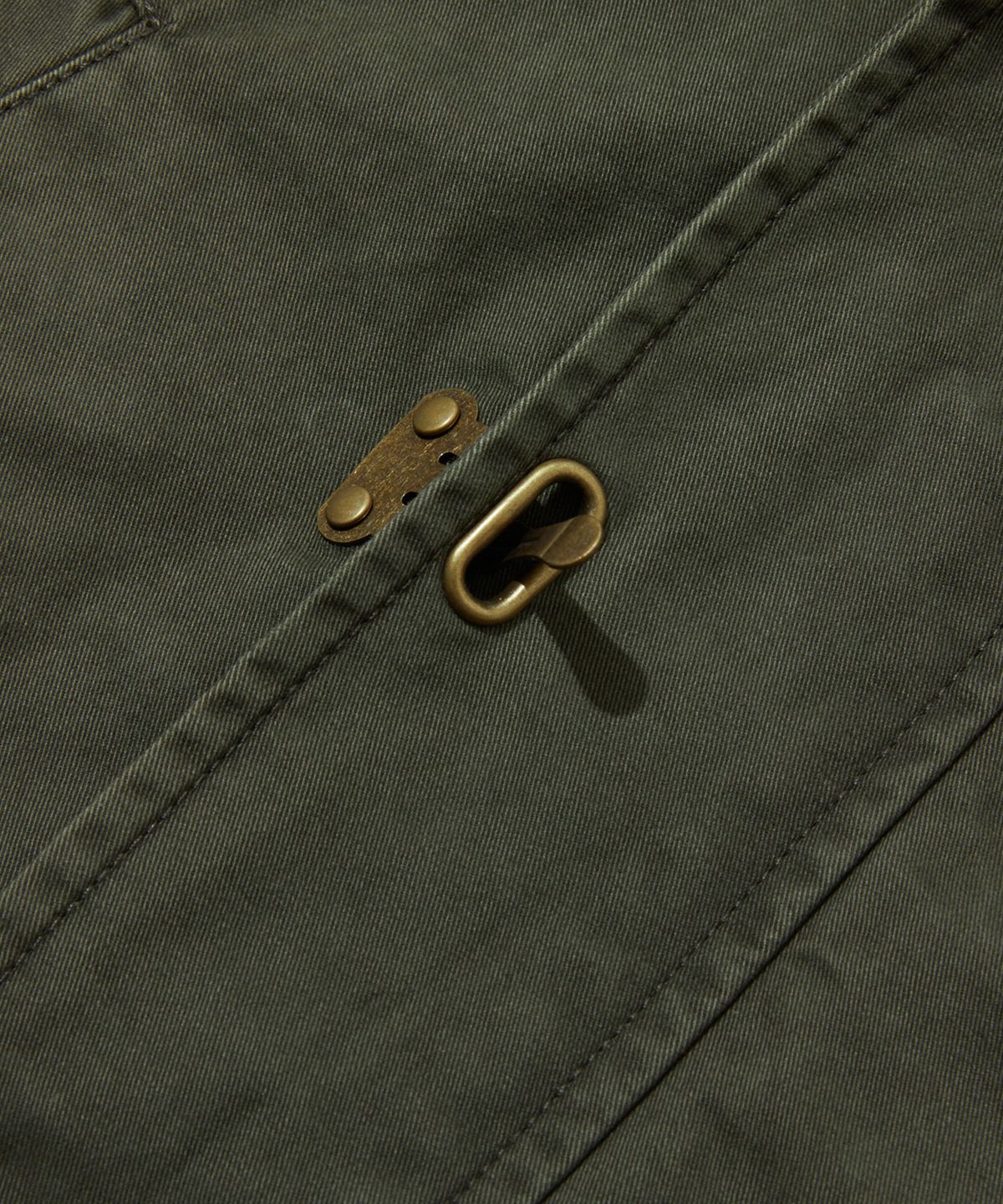 펜필드(PENFIELD) 시그니처 페이티드 코튼 워크 코트 올리브_FS1WJ33U