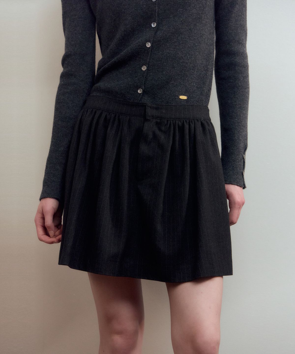 르메메(LEMEME) Raies Stripe Mini Skirt Charcoal