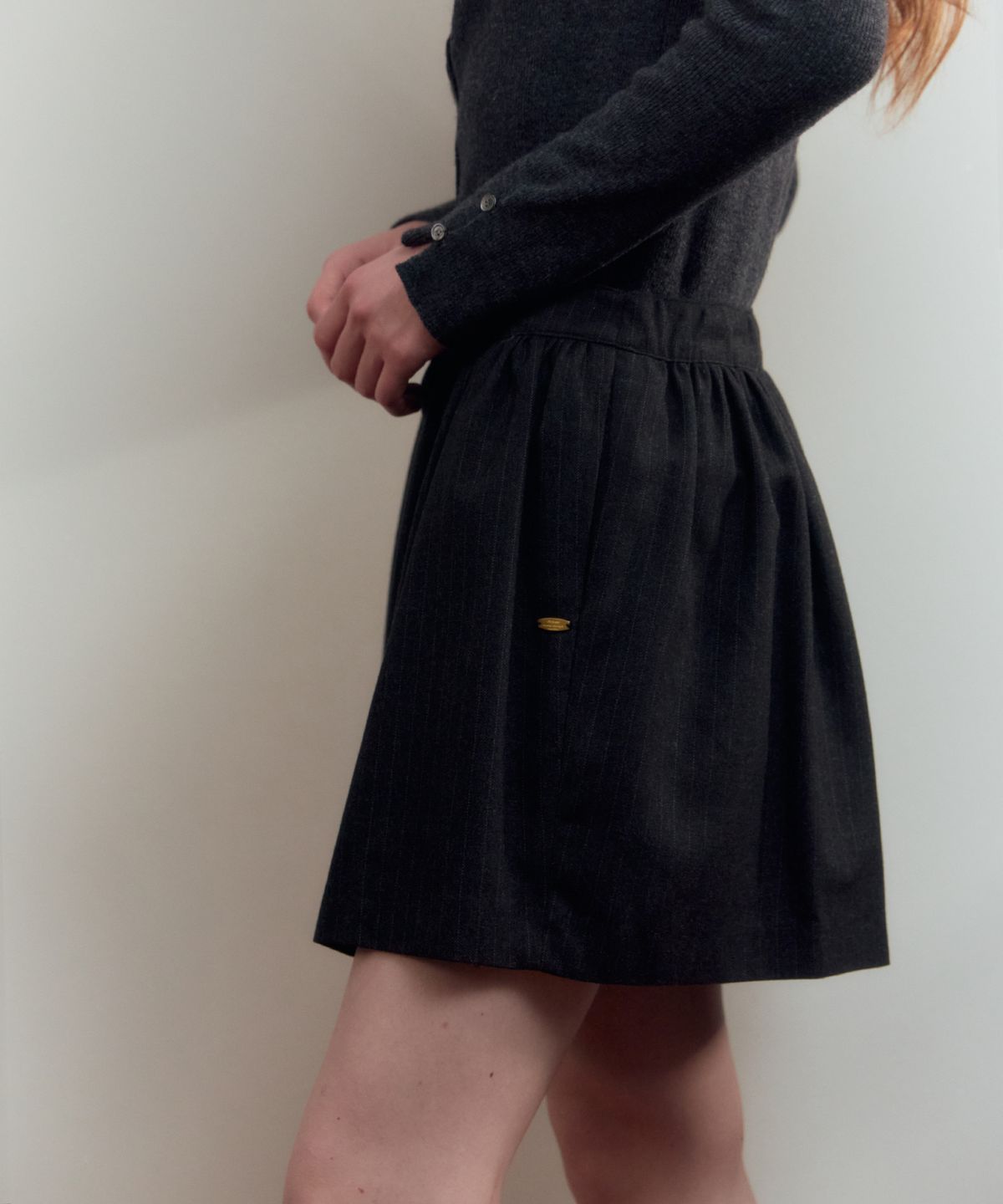 르메메(LEMEME) Raies Stripe Mini Skirt Charcoal