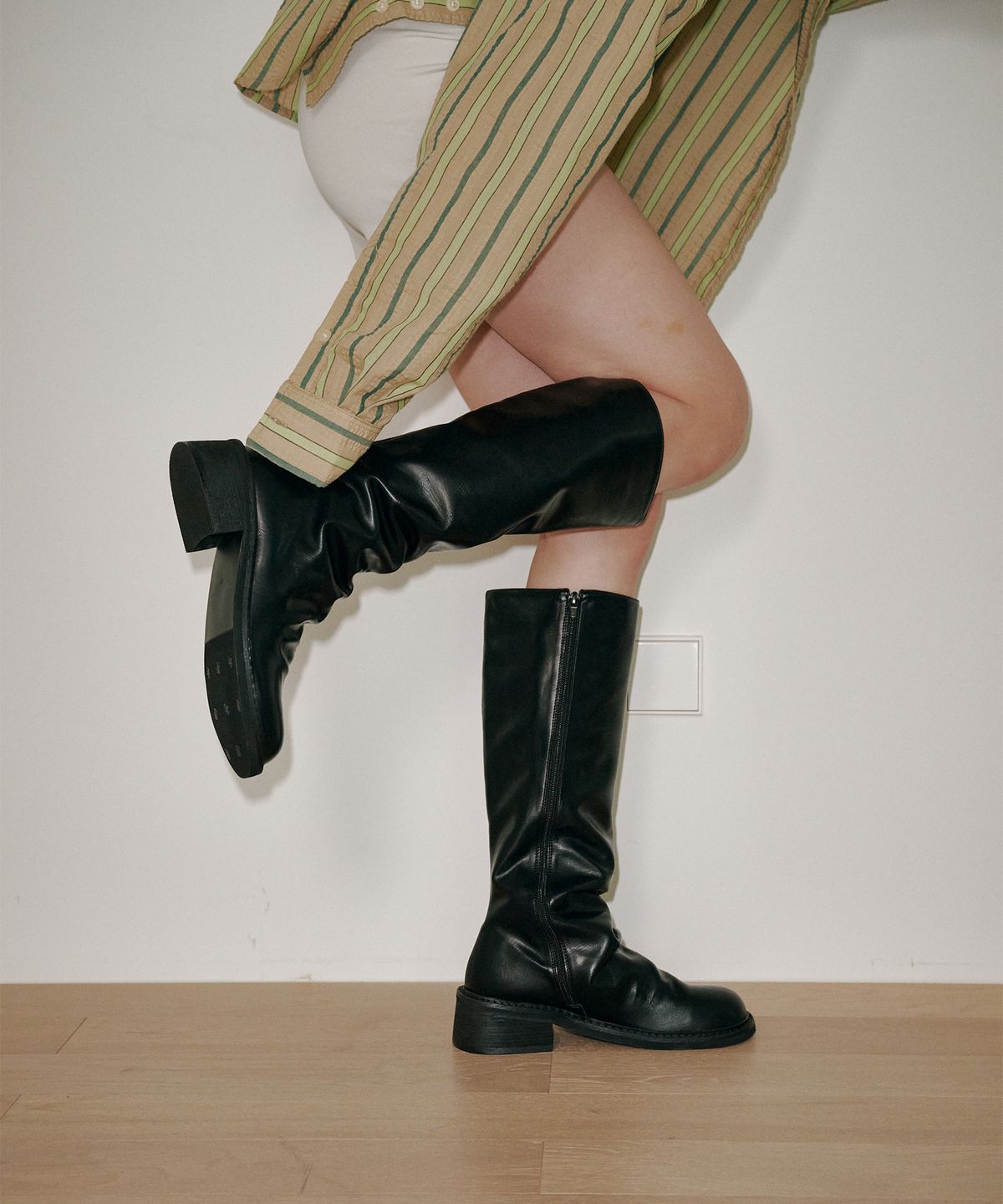 바이아덜스(BYOTHERS) Pollet wrinkle boots