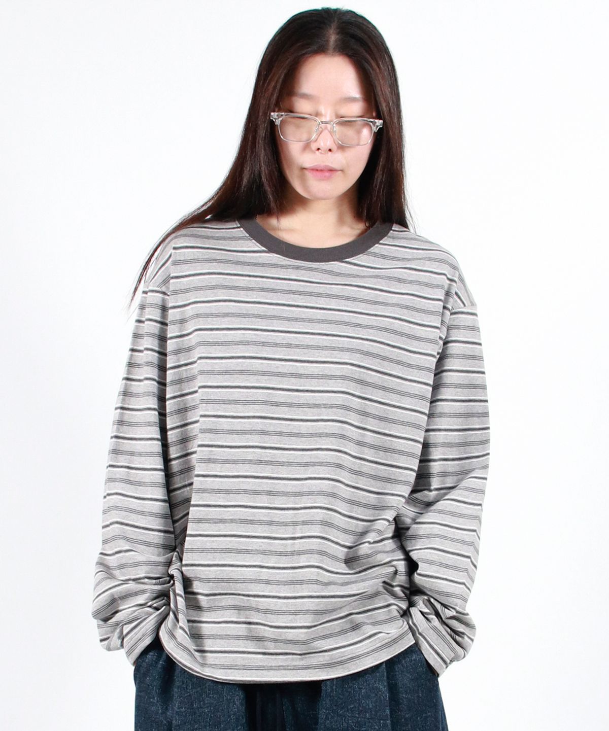 드마크(DEMARC) MULTI STRIPE LONG SLEEVE TEE - Gray
