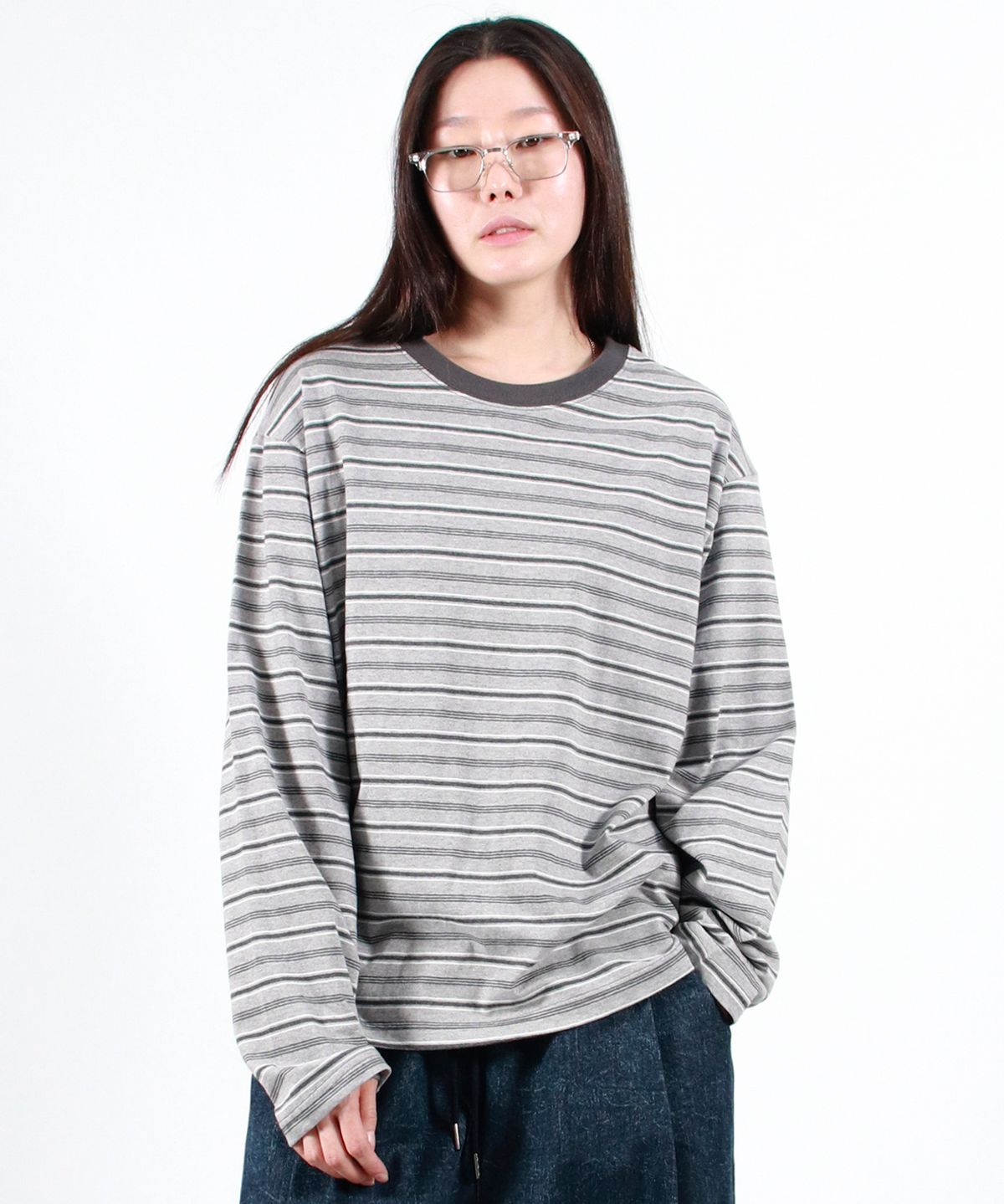 드마크(DEMARC) MULTI STRIPE LONG SLEEVE TEE - Gray