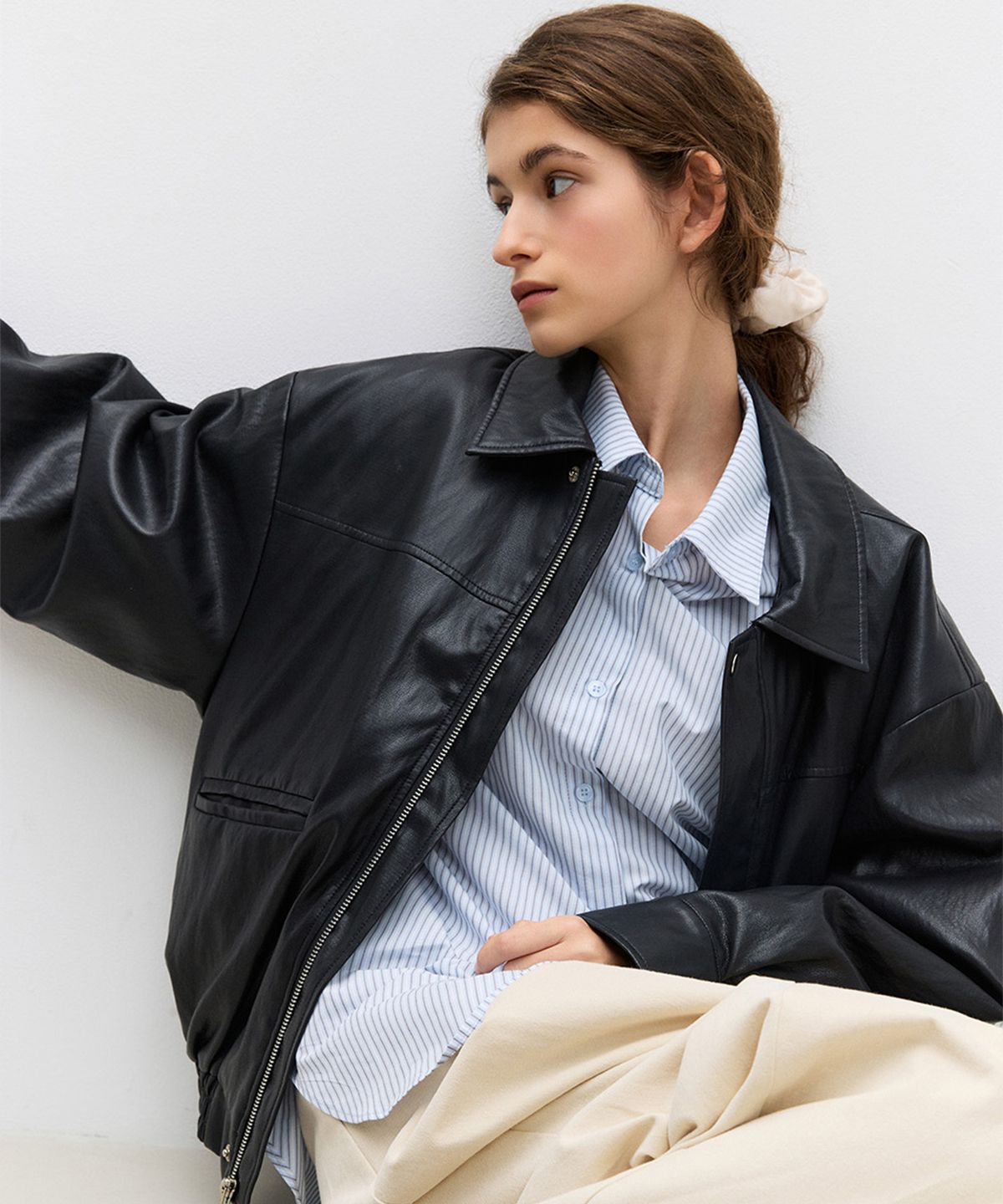 리리수(LILISU) Parker Jacket / Black