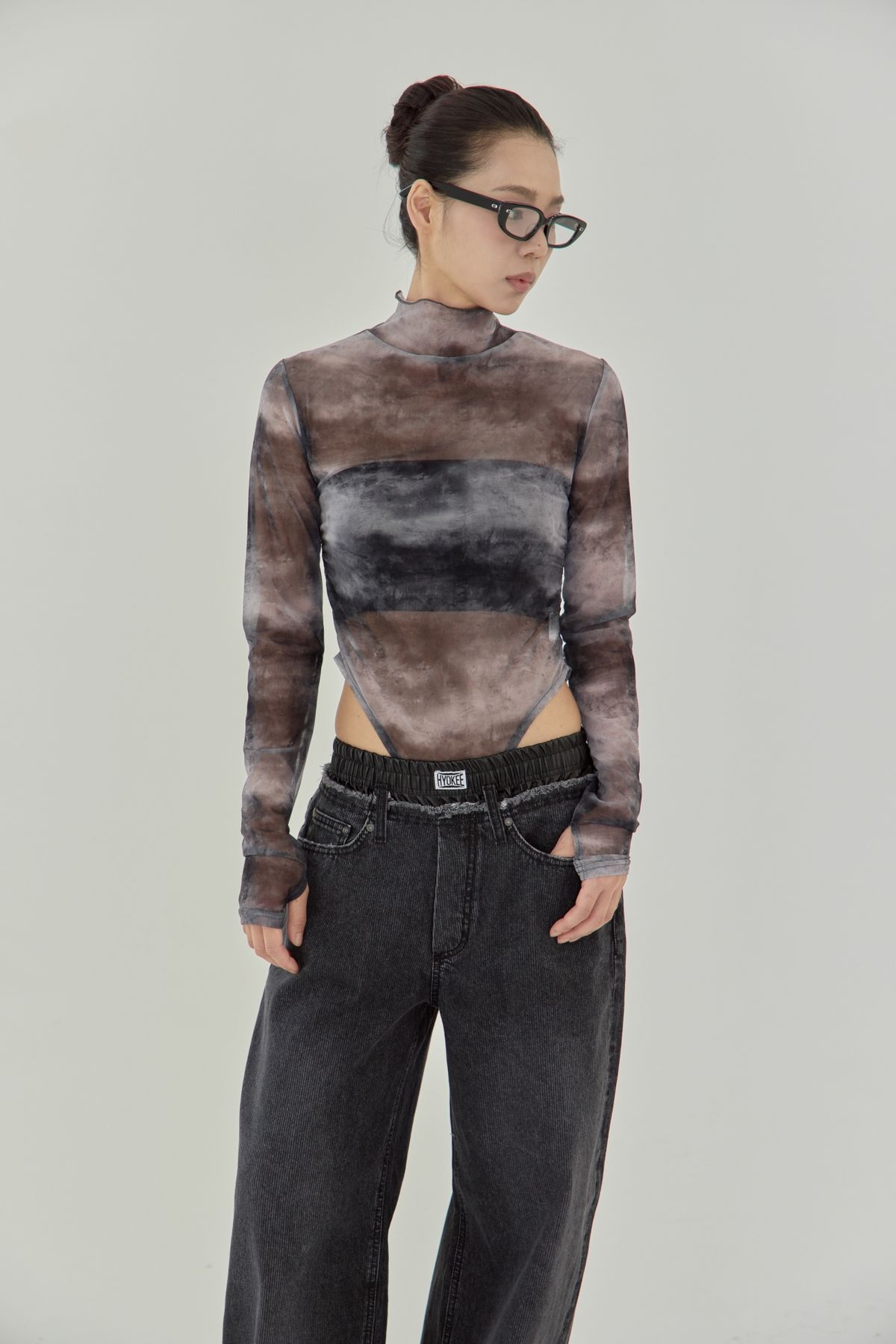 노 엑스트라 터치(NO EXTRA TOUCH) Sheer Moss Printed Tee / 25FWTS005CH