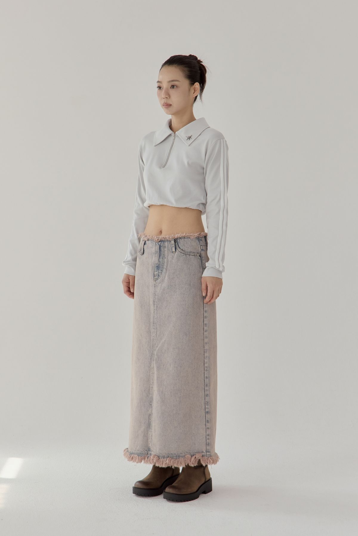 노 엑스트라 터치(NO EXTRA TOUCH) Half zip-up Crop mtm (Light Grey) / 25FWSW001LG