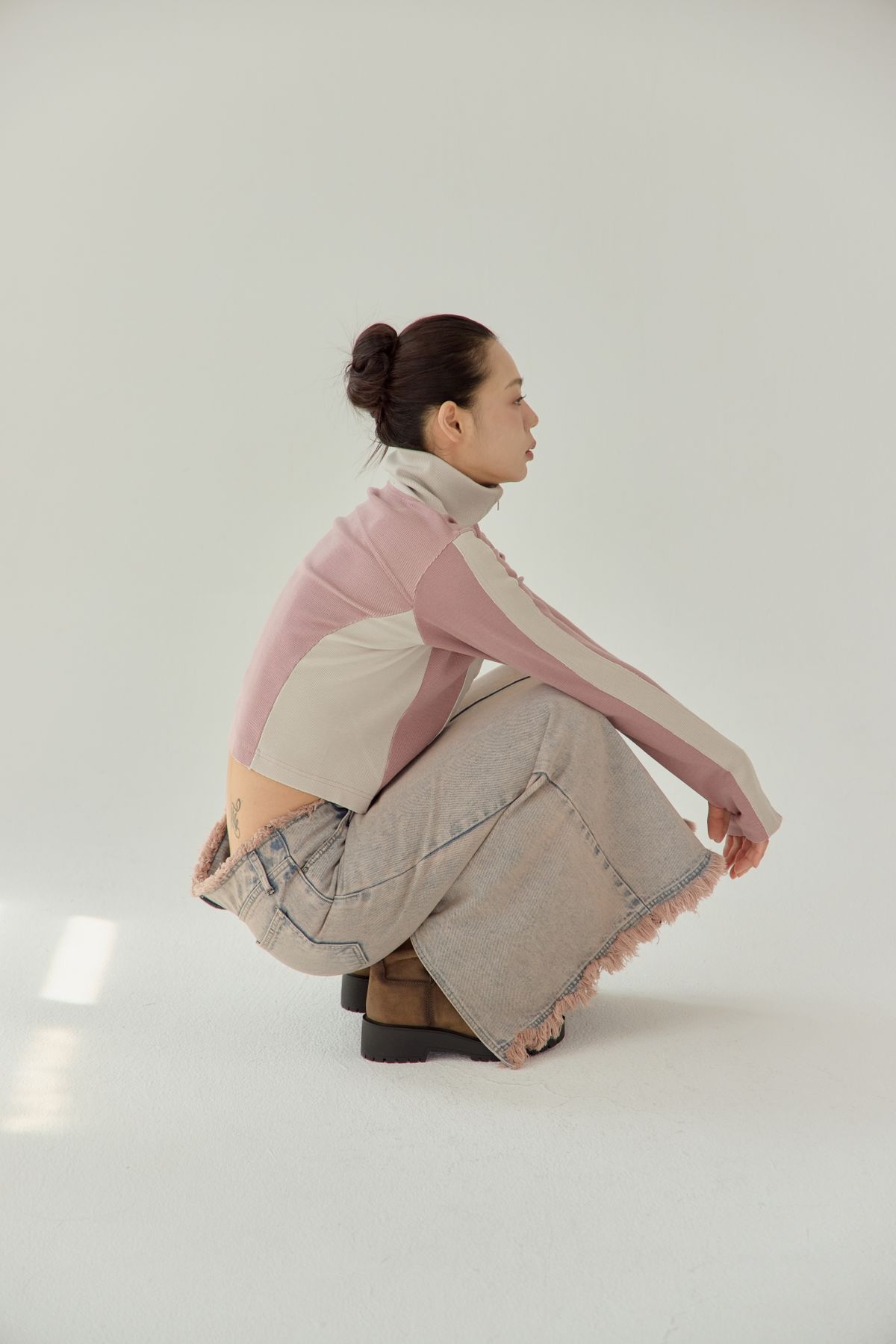 노 엑스트라 터치(NO EXTRA TOUCH) Track Zip-up (Pale Pink) / 25FWTS003PI
