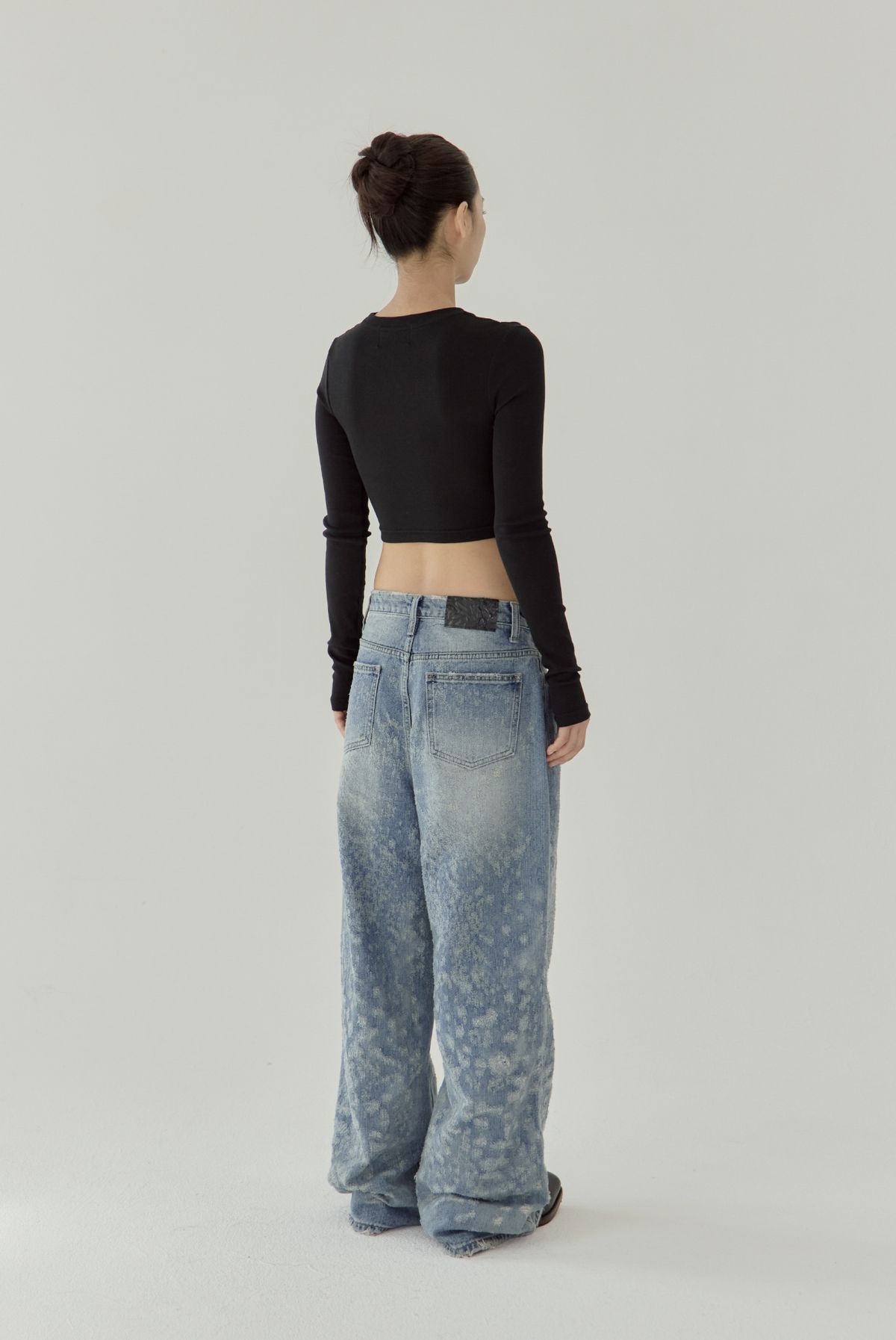 노 엑스트라 터치(NO EXTRA TOUCH) Jacquard Destroyed Denim / 25FWPT003BL