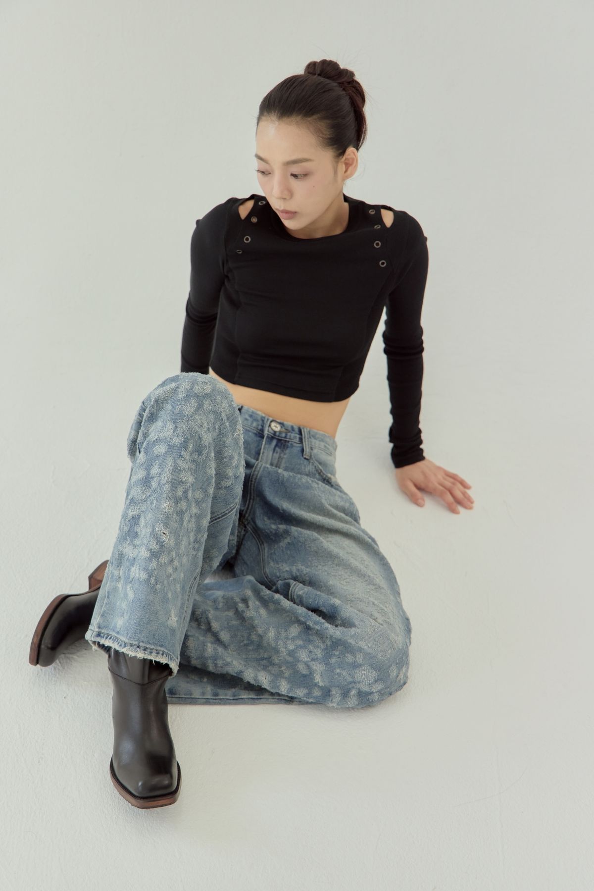 노 엑스트라 터치(NO EXTRA TOUCH) Jacquard Destroyed Denim / 25FWPT003BL