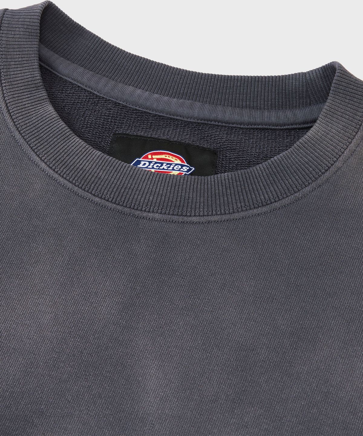 디키즈(DICKIES) [JP Capsule] 페이디드 워시드 크루넥 맨투맨 Charcoal