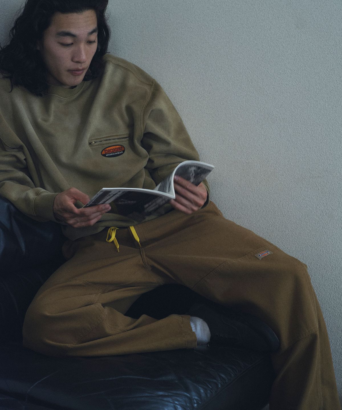 디키즈(DICKIES) [JP Capsule] 페이디드 워시드 크루넥 맨투맨 Khaki