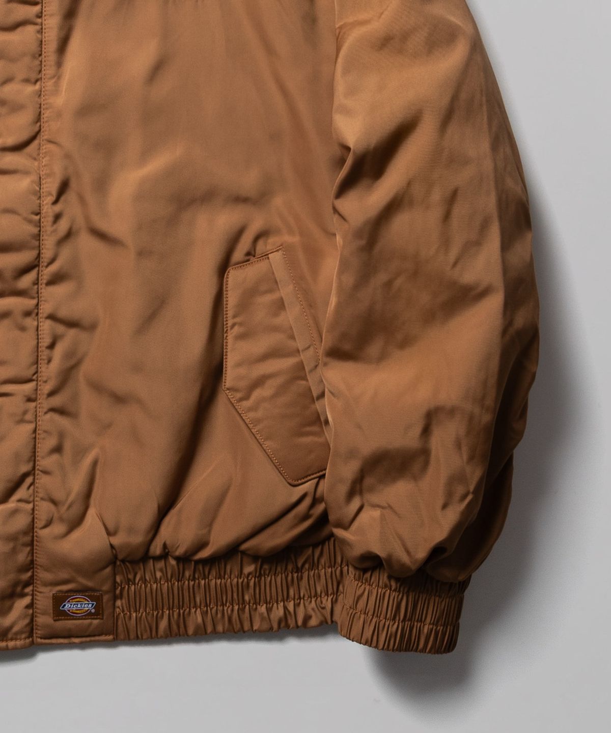 디키즈(DICKIES) 나일론 시어링 봄버 재킷 Camel