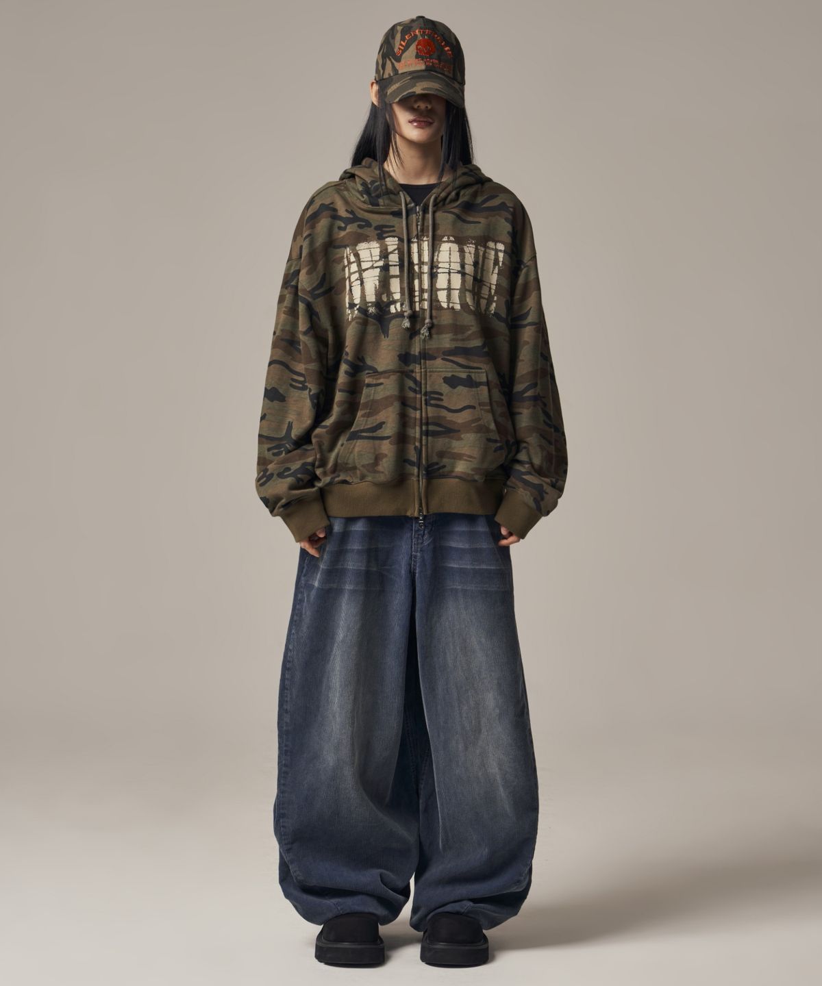 아이돈워너셀(IDWS) Viego Corduroy Balloon Pants Dark Indigo